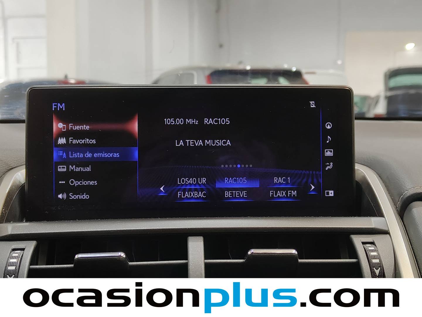 Foto Lexus NX Lexus NX 300h Premium 2WD (197 CV)