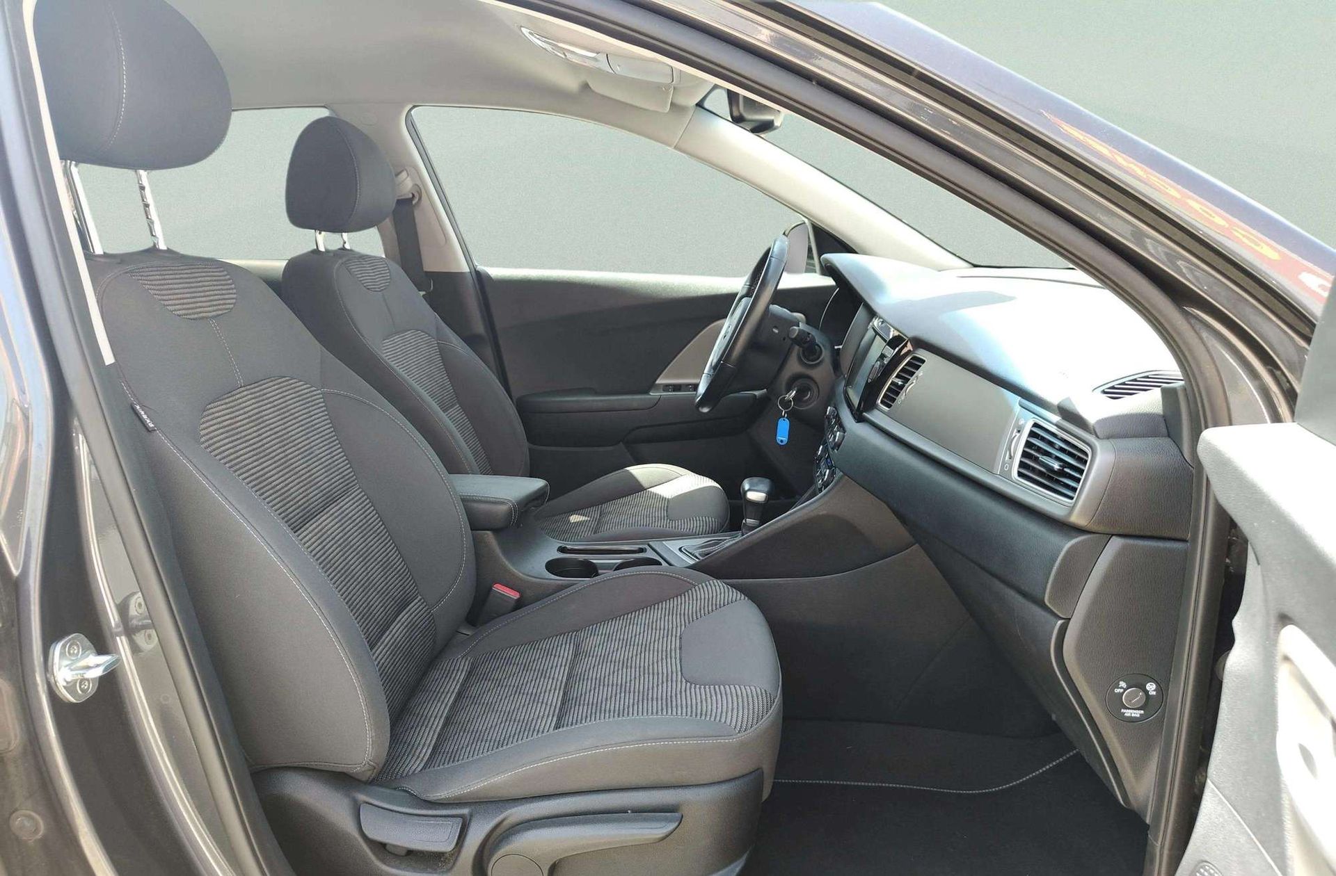 Kia Niro 1.6 GDi HEV Híbrido Drive - foto 18