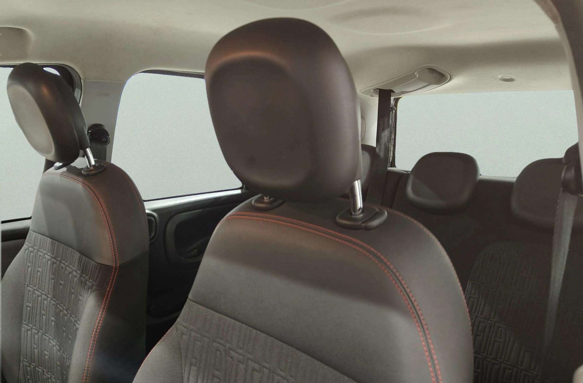 Fiat Panda 1.0 Hybrid Gse Red - foto 9