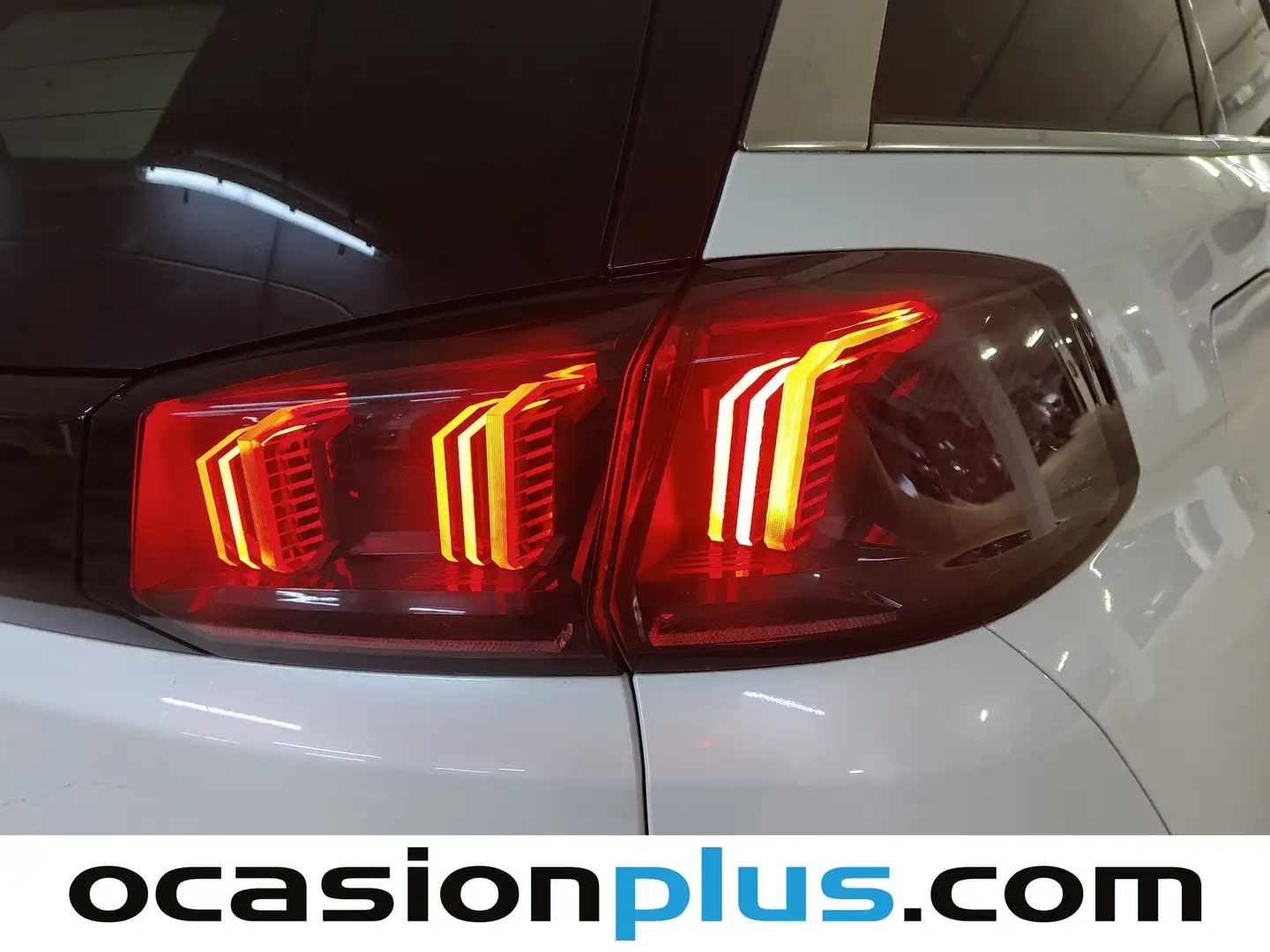 Foto Peugeot 5008 Peugeot 5008 BlueHDI 130 S&S GT EAT8 (130 CV) 7 Plazas