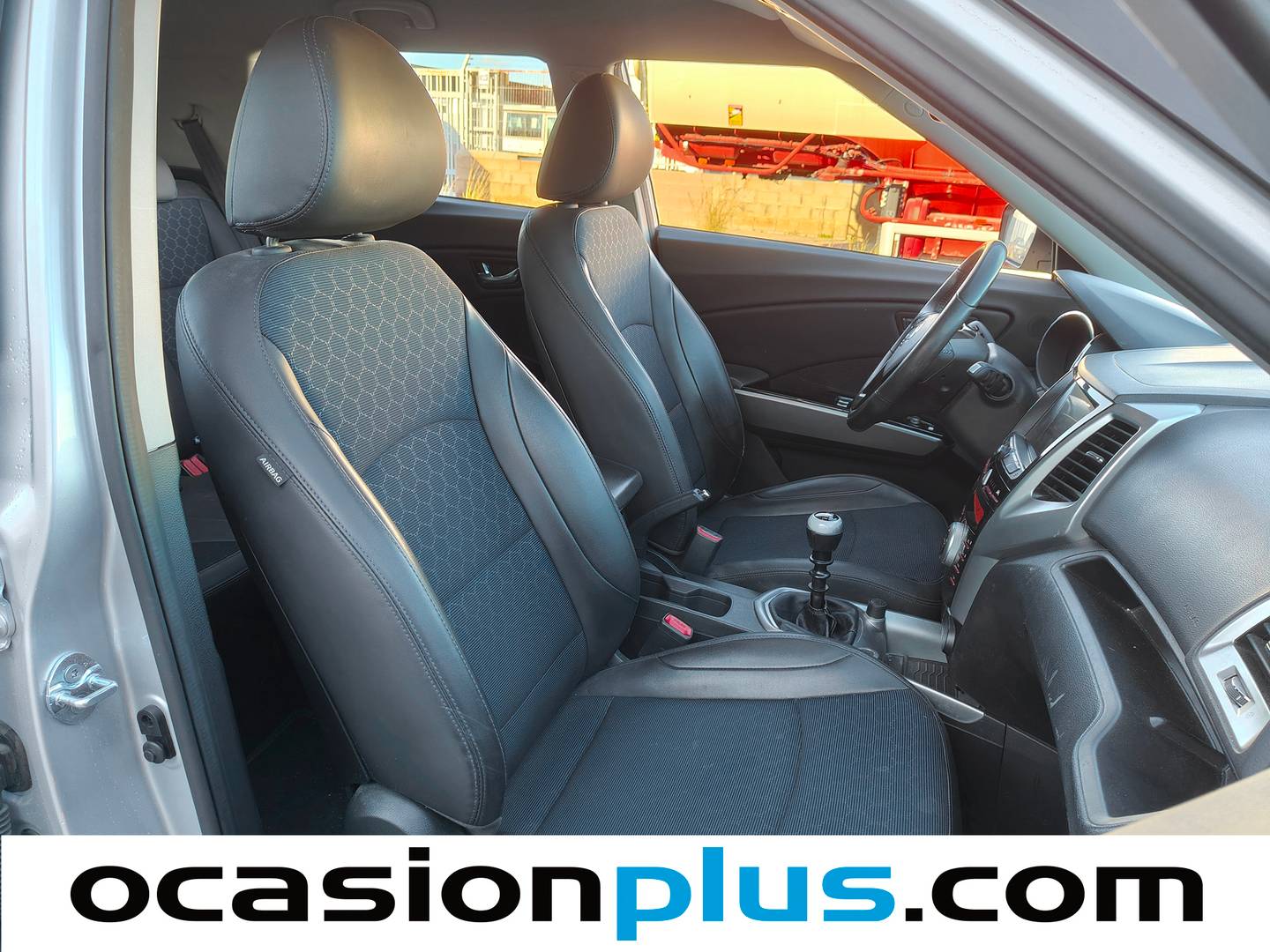 Foto SsangYong Tivoli Ssangyong Tivoli G16 Limited 4x2 (128 CV)