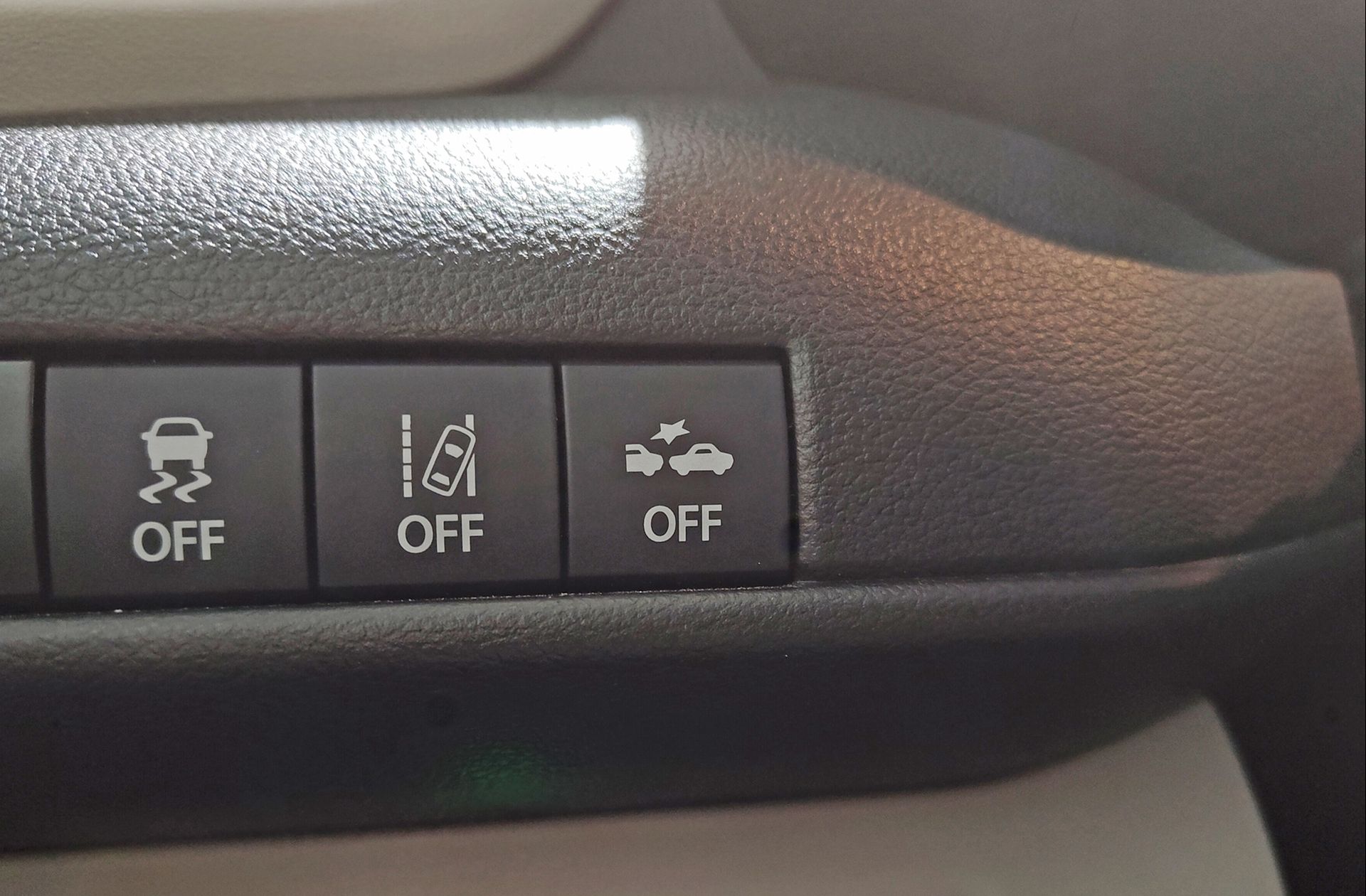 Suzuki Swift 1.2 Mild Hybrid S2 4WD - foto 15