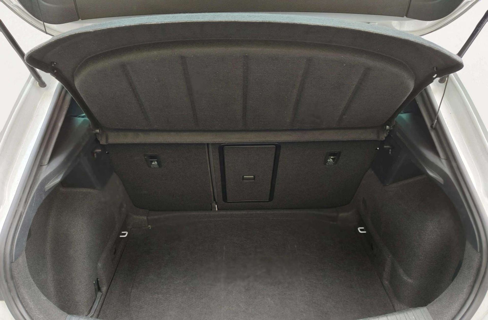 SEAT León 1.5 TSI FR 25 Aniversario - foto 25