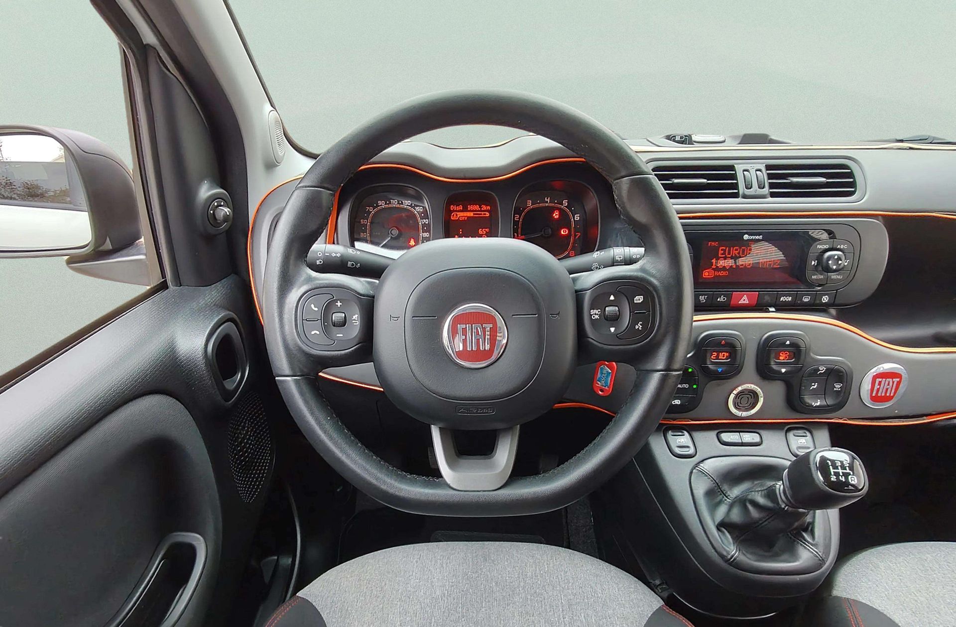 Fiat Panda 0.9 TwinAir Lounge - foto 18