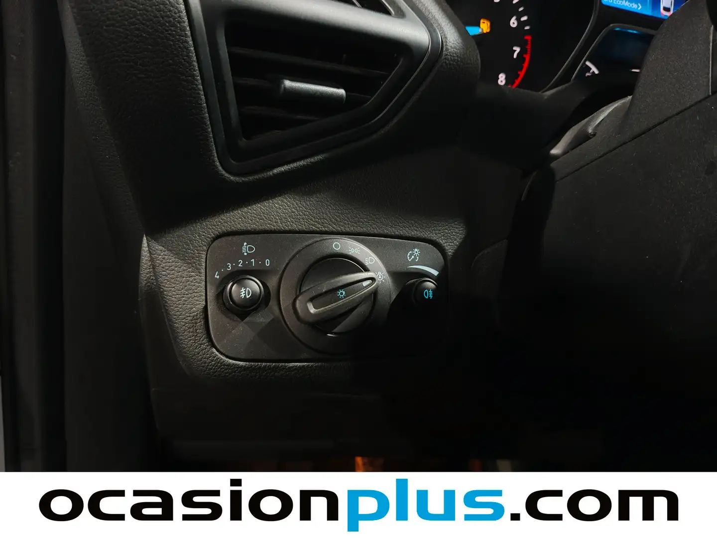 Foto Ford Kuga Ford Kuga 1.5 EcoBoost S&S Trend+ 4x2 (120 CV)