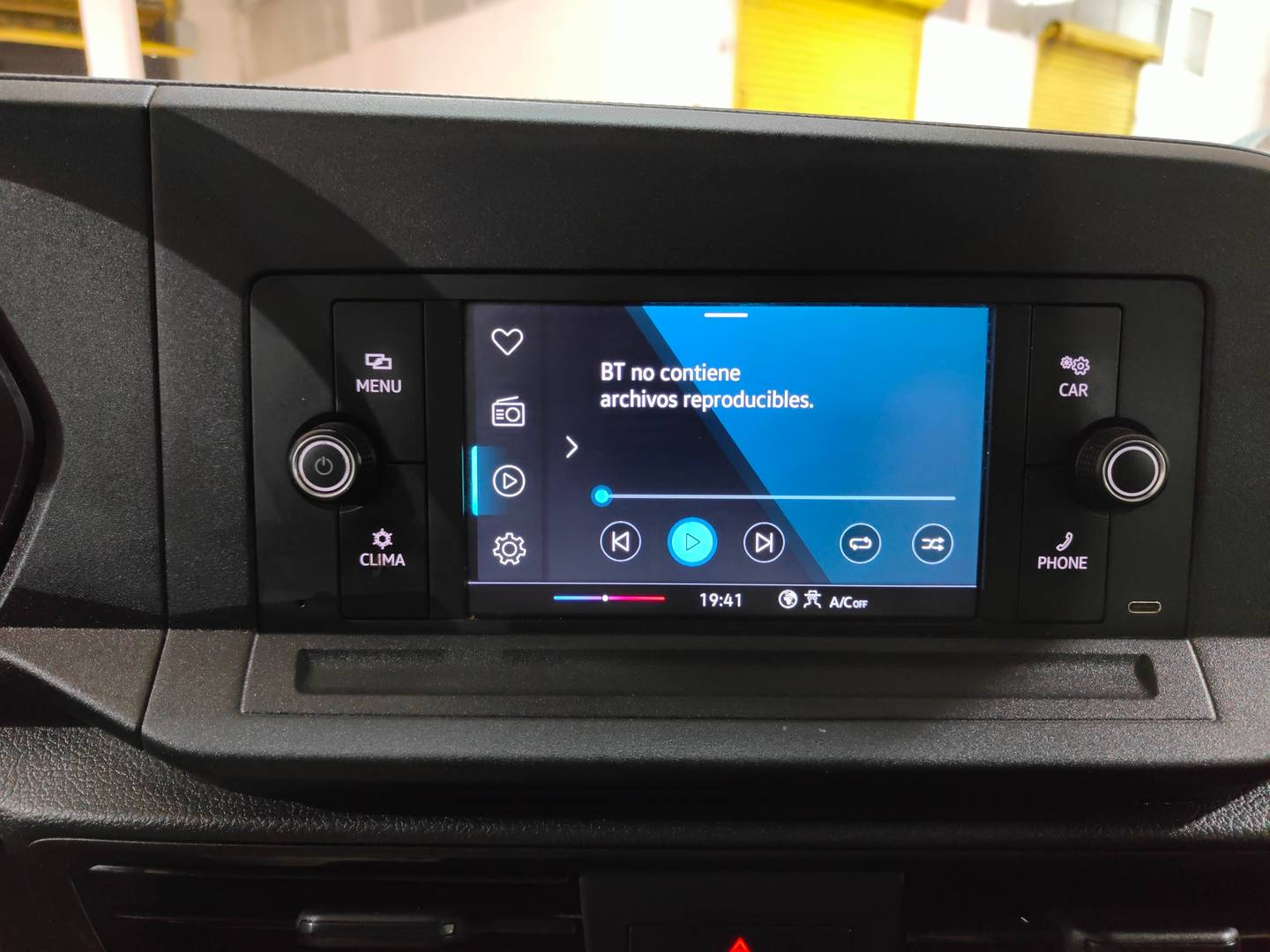 Foto Volkswagen Caddy Volkswagen Caddy Kombi Kombi 2.0 TDI (102 CV)