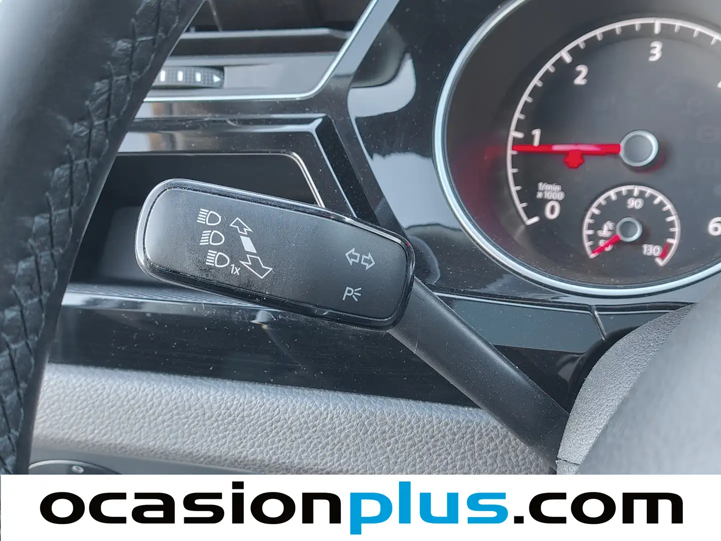 Foto Volkswagen Touran Volkswagen Touran 2.0 TDI BMT (150 CV) DSG 7 Plazas