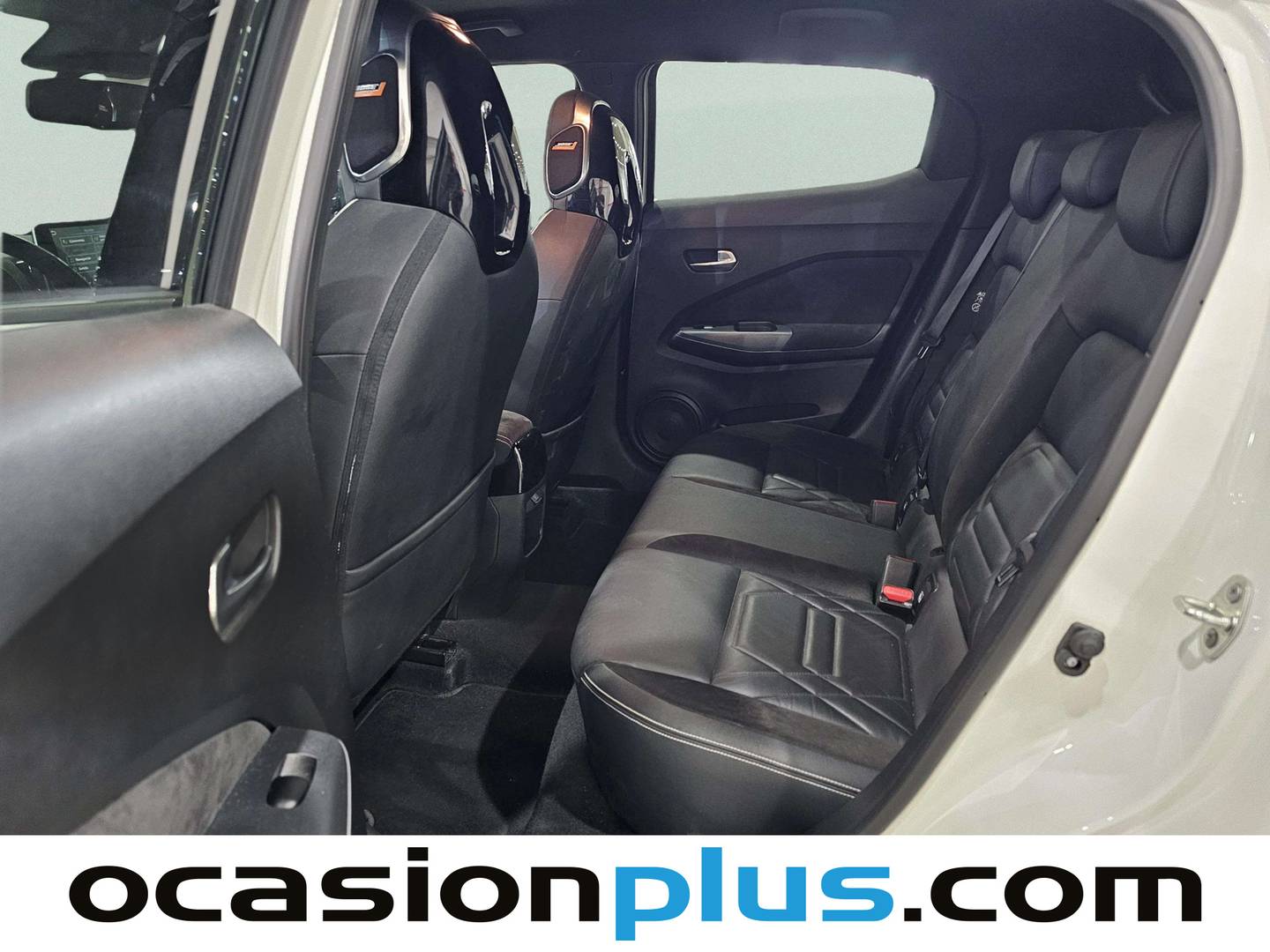 Foto asientos traseros Nissan JUKE Nissan Juke DIG-T N-Design Chic 4x2 (117 CV)