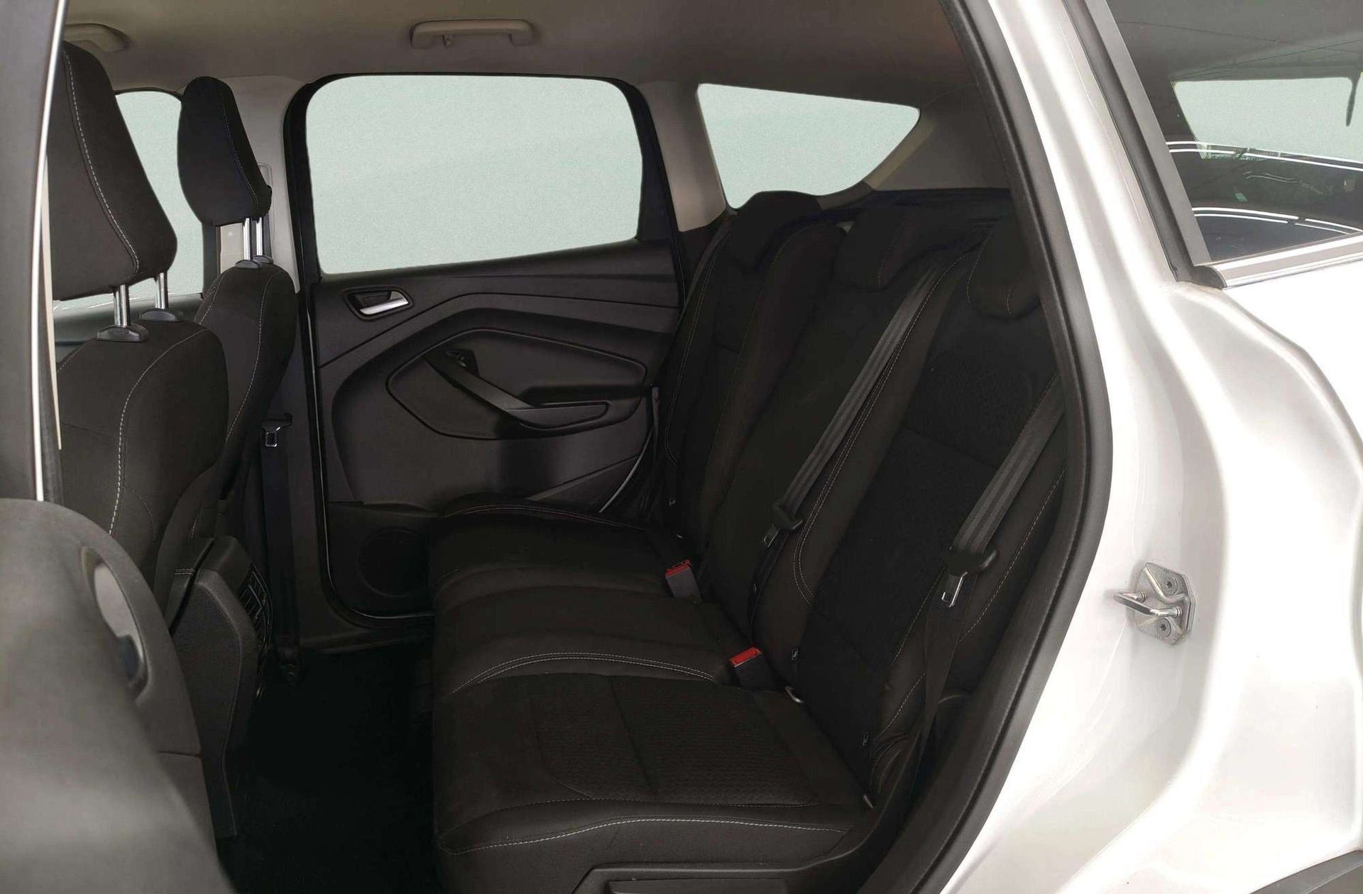 Ford Kuga 1.5 EcoBoost Trend+ 4x2 - foto 12