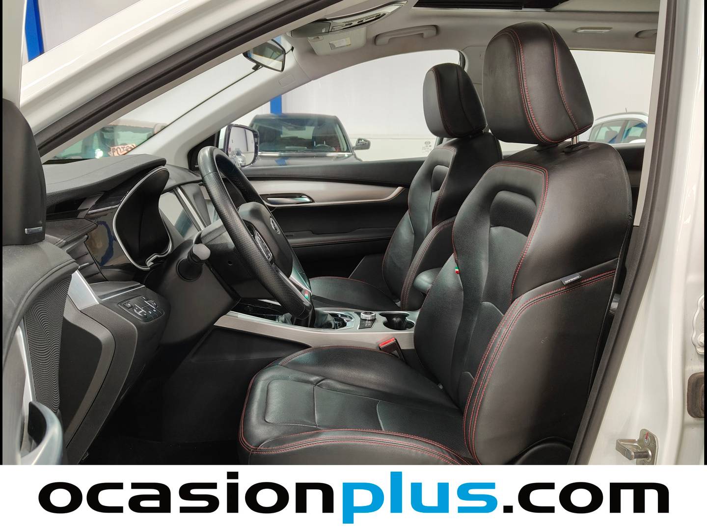 Foto asientos delanteros SWM G01 SWM G01 1.5T Luxury (131 CV)