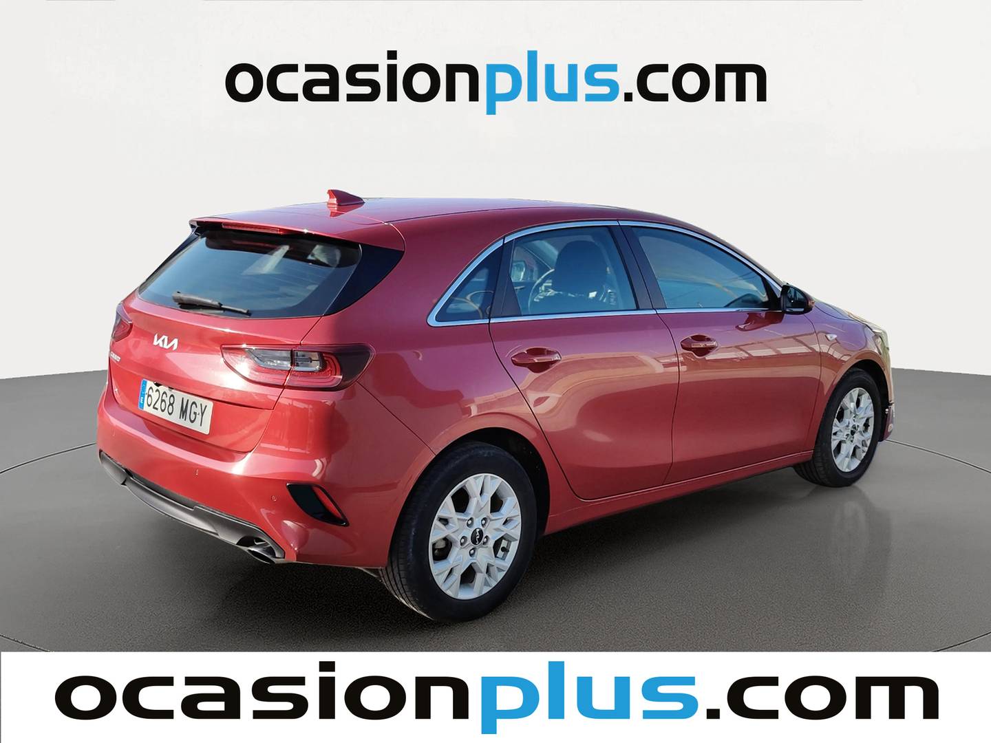 Foto trasera KIA Ceed Kia Ceed 1.6 MHEV iMT Drive (136 CV) derecha