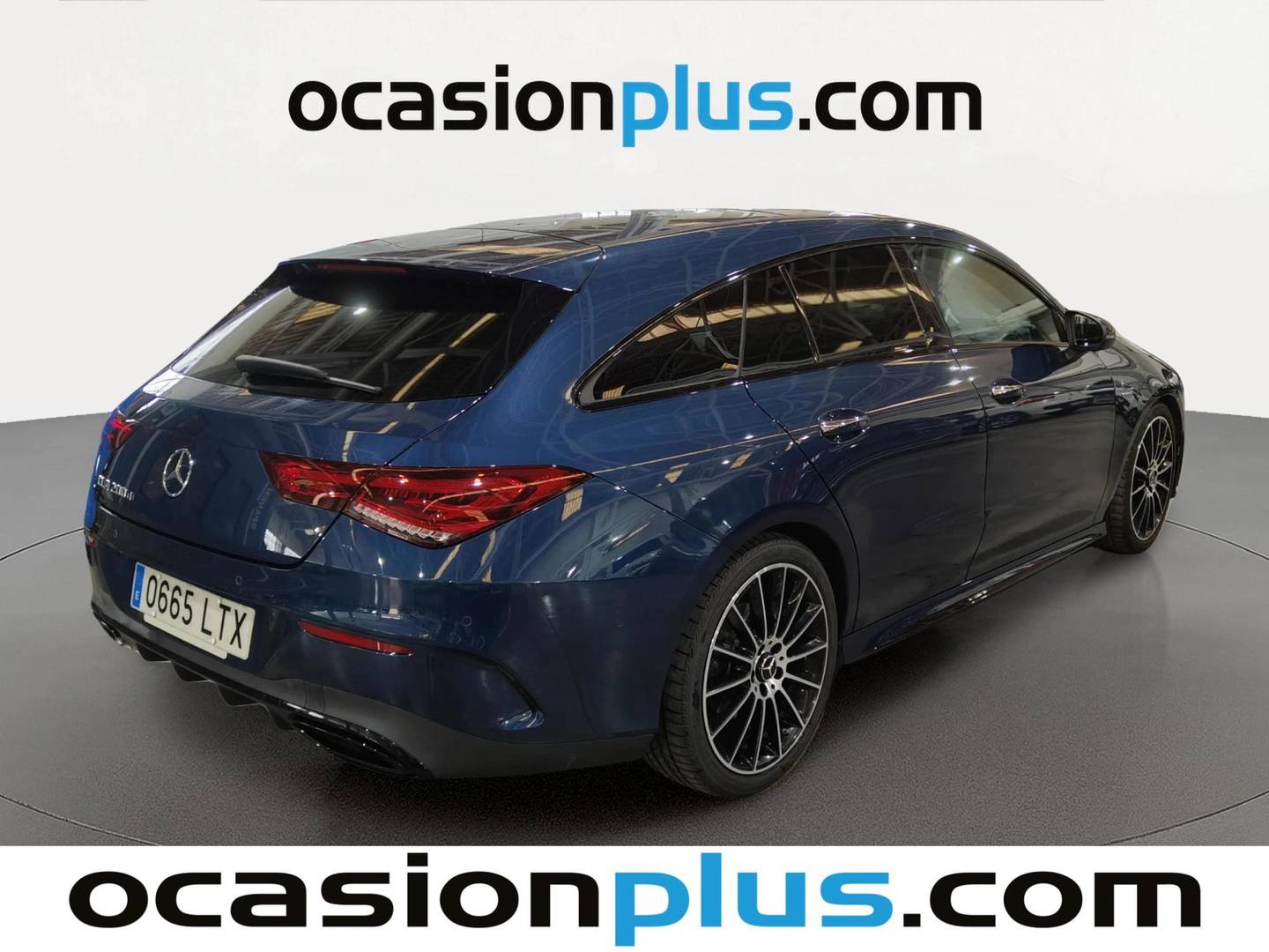 Foto trasera Mercedes CLA Mercedes CLA Shooting Brake CLA 200 d (150 CV) Paquete AMG derecha