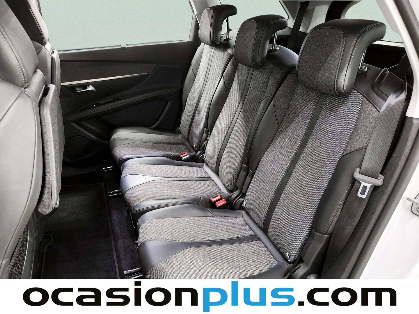 Foto asientos traseros Peugeot 5008 Peugeot 5008 BlueHDi 130 S&S Allure 7 Plazas (130 CV) EAT8