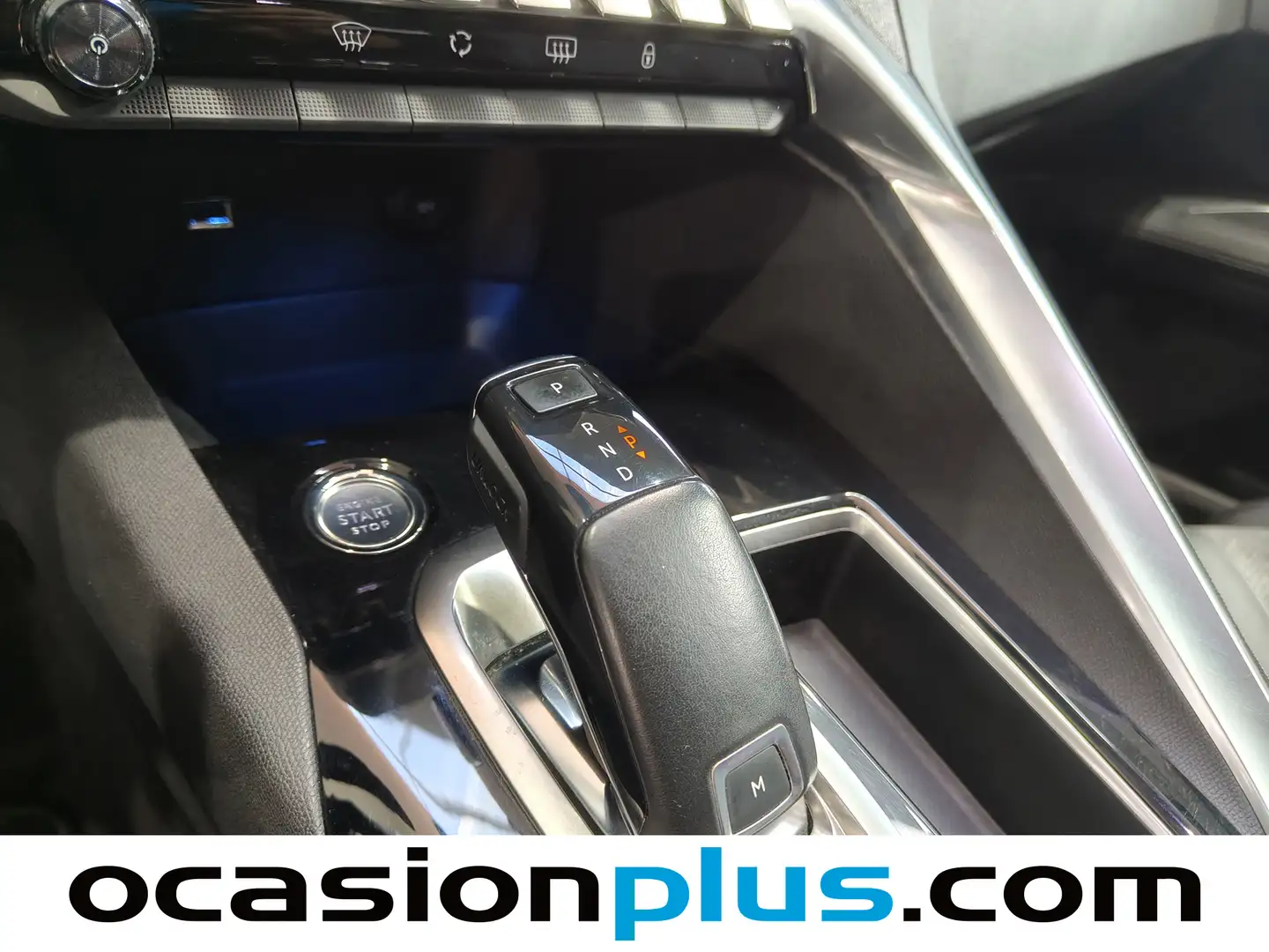 Foto Peugeot 3008 Peugeot 3008 PureTech 130 Allure EAT8 (130 CV)