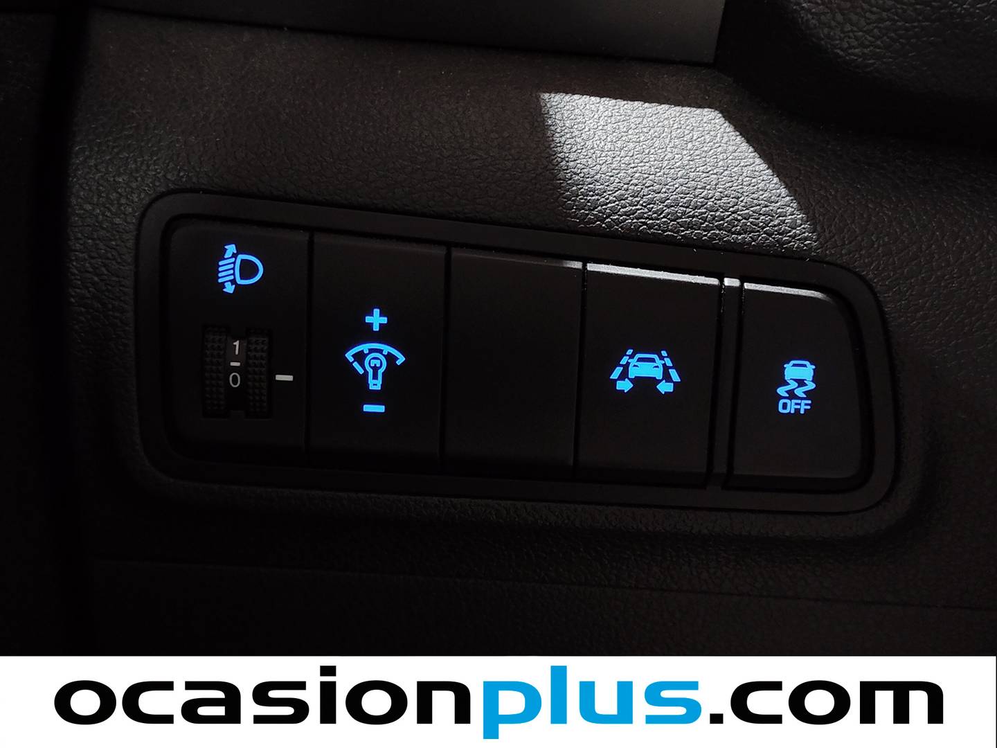 Extras y acabados del Hyundai Tucson Hyundai Tucson 1.7 CRDI BlueDrive Tecno DCT (141 CV)