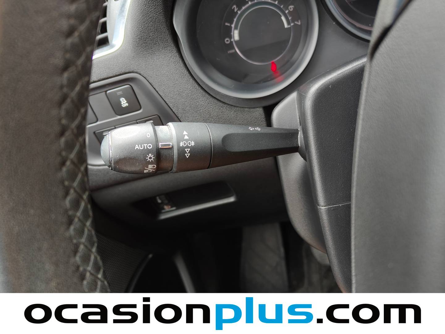 Equipamiento del Citroën C4 Citroën C4 PureTech 110 Feel Edition (110 CV)