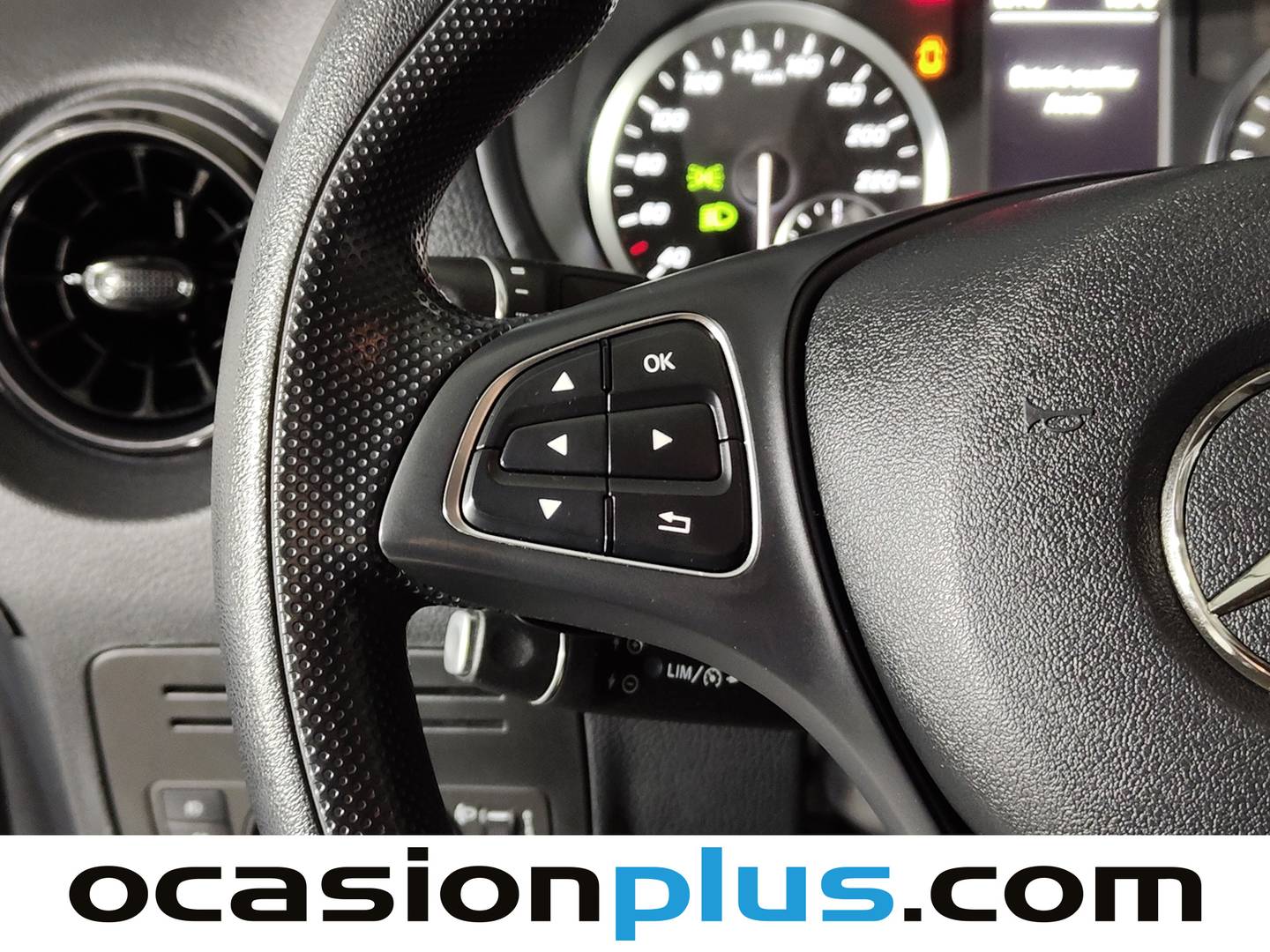 Foto Mercedes Vito Mercedes-Benz Vito Combi 114 CDI Tourer Select Larga AT (136 CV)