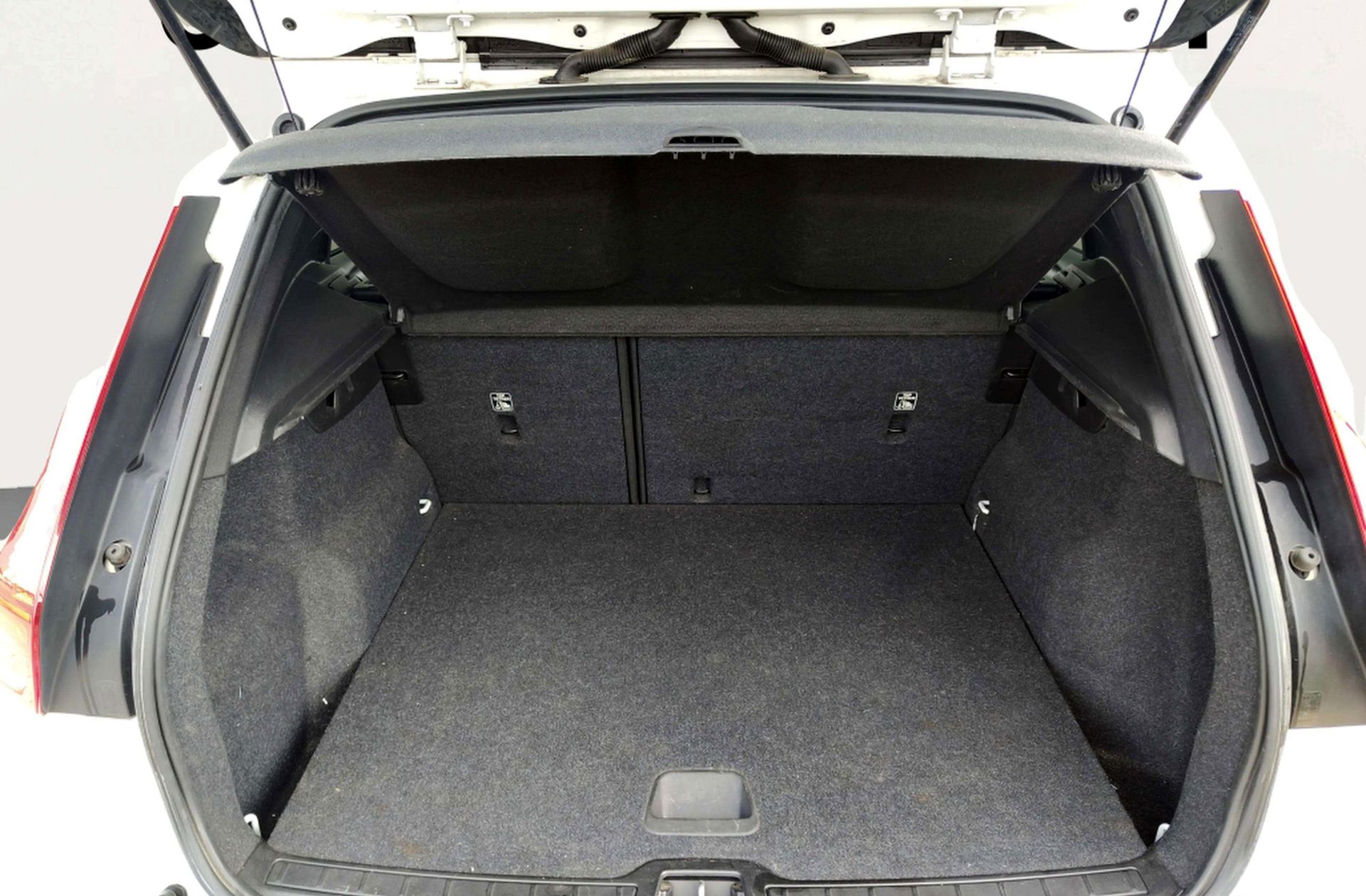 Volvo XC40 D3 Momentum - foto 18