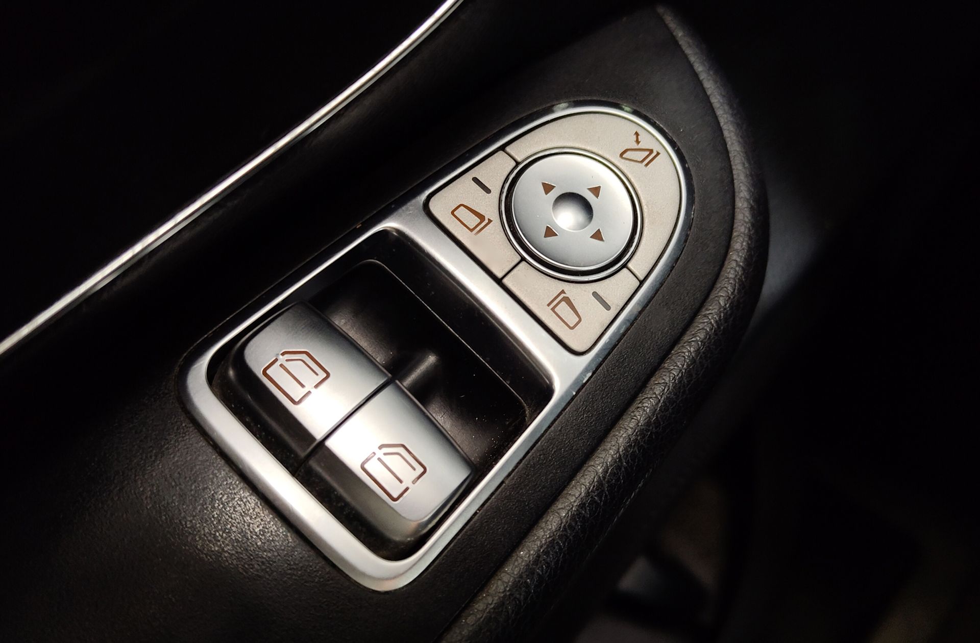 Mercedes-Benz Clase V 220 d Largo 7 plazas - foto 38