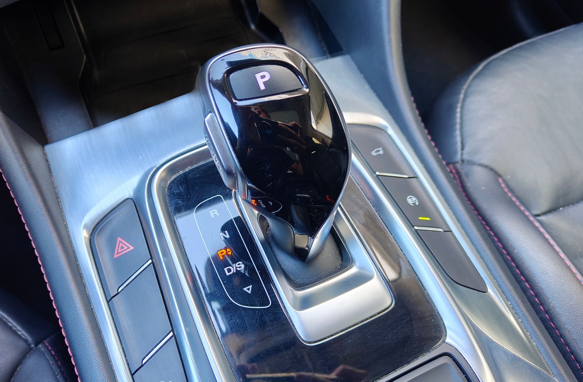 MG HS 1.5 Turbo GDI Luxury DCT - foto 5