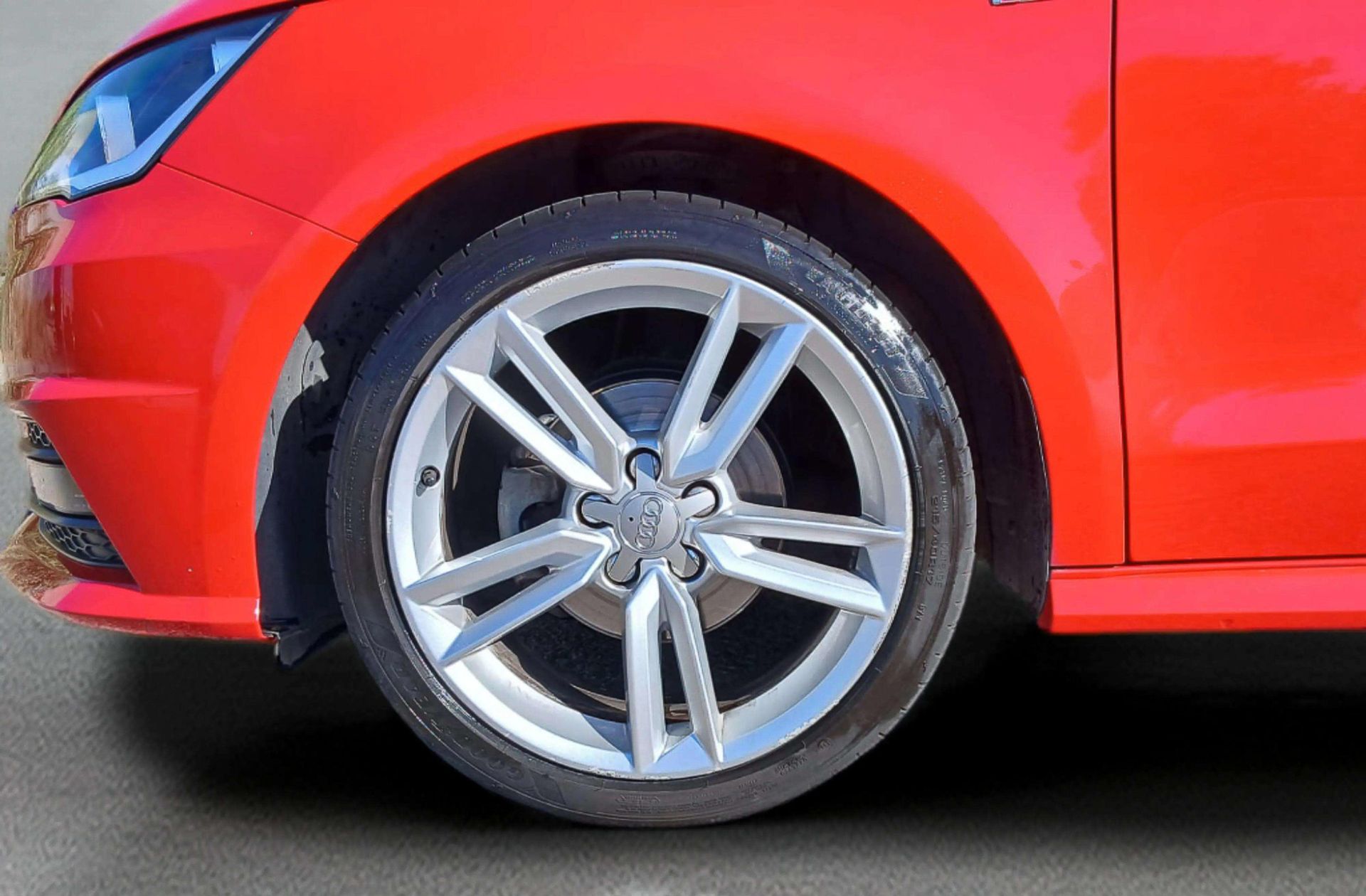 Audi A1 Sportback Adrenalin 1.0 TFSI - foto 36