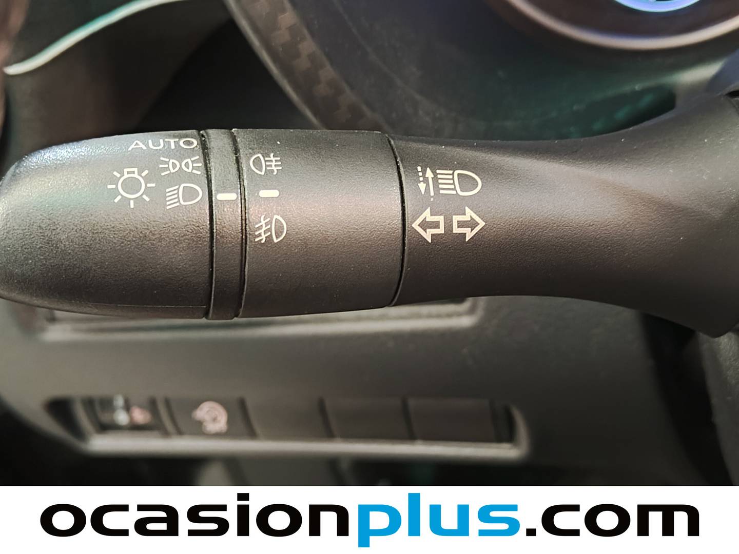 Foto Nissan JUKE Nissan Juke DIG-T N-Design Chic DCT (114 CV)