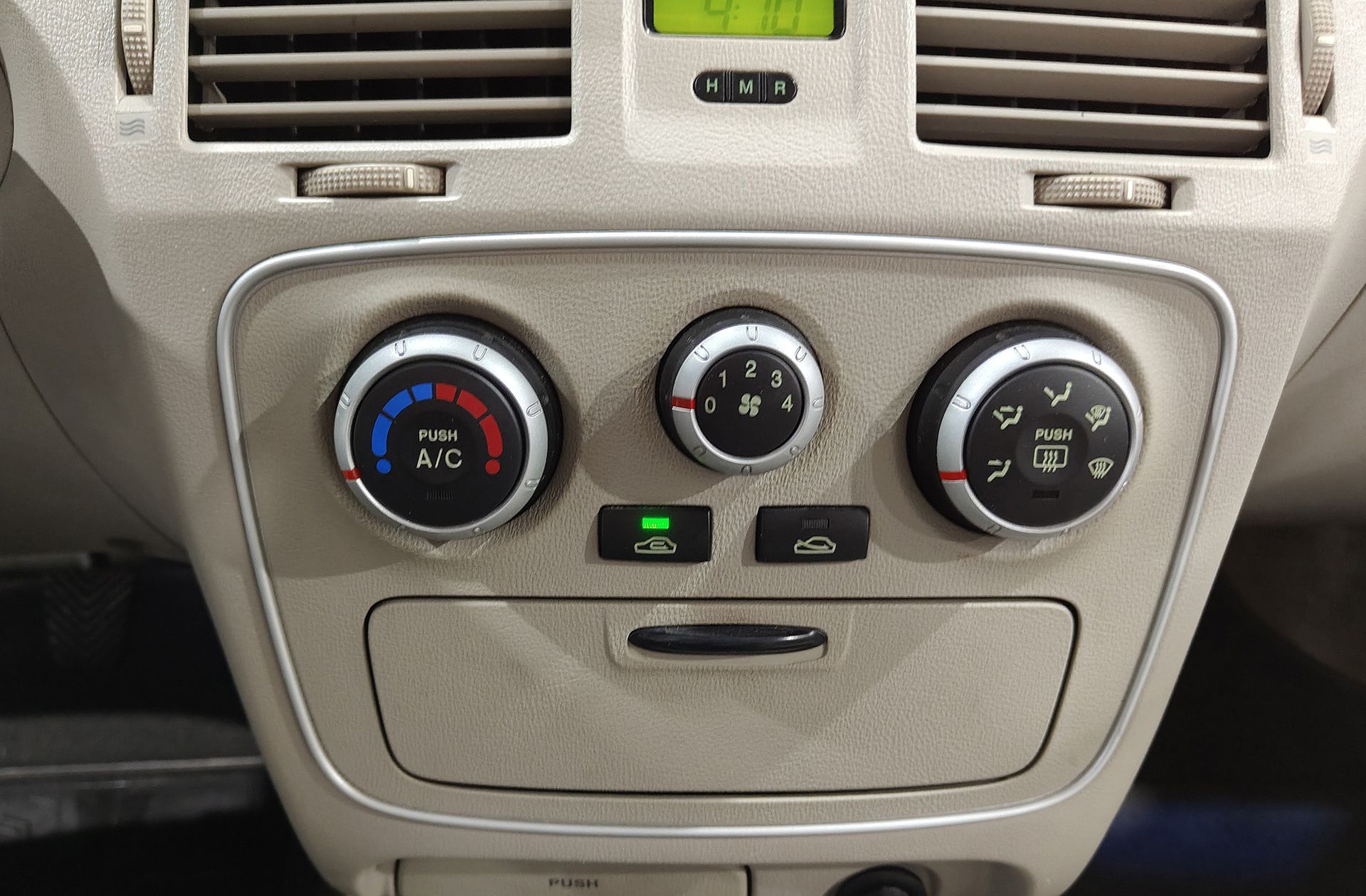 Hyundai Sonata 2.0 CRDi VGT Comfort - foto 22