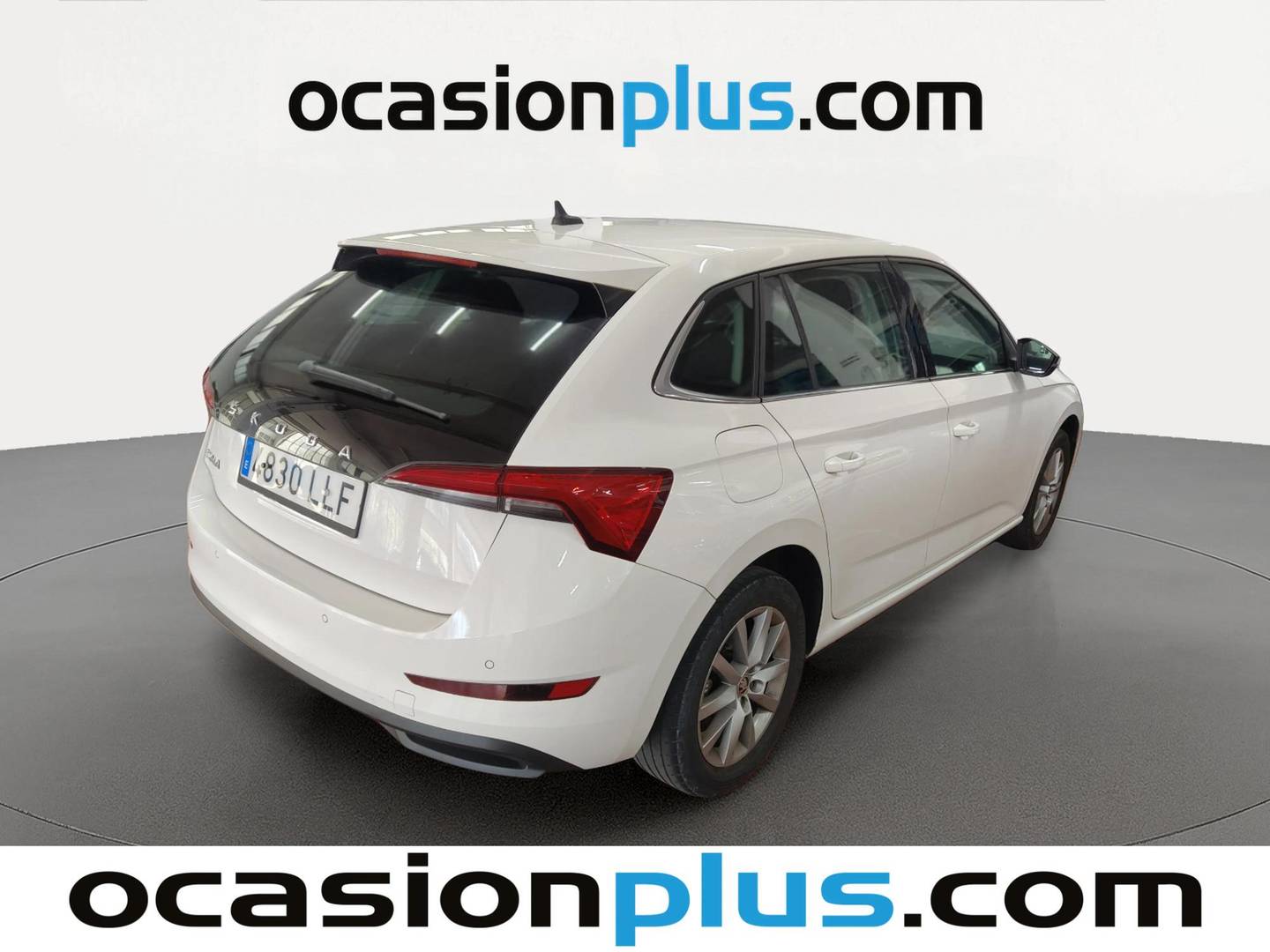 Foto trasera Skoda Scala Skoda Scala 1.6 TDI Ambition DSG (115 CV) derecha