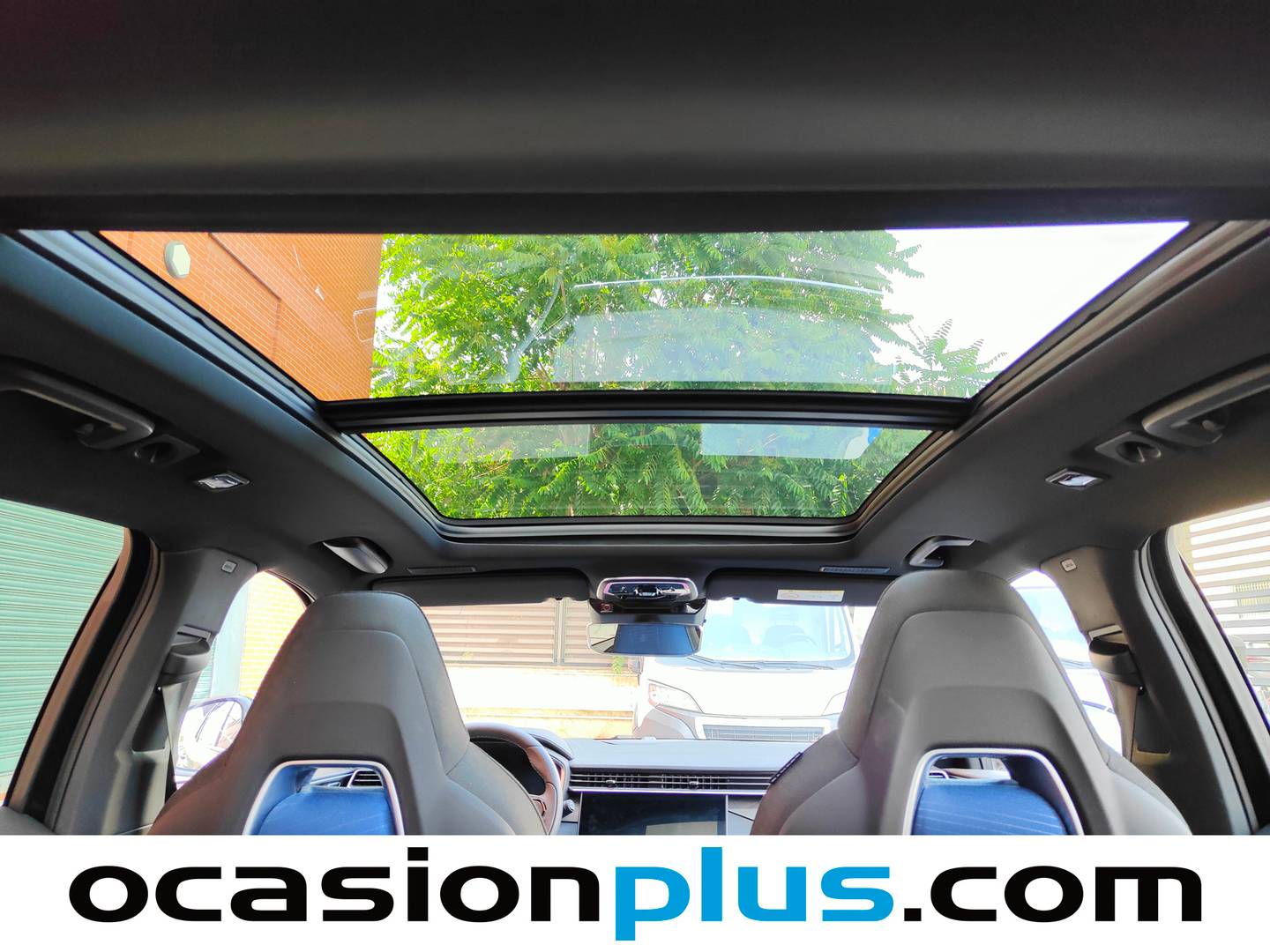 Extras y acabados del Lynk & Co 01 Lynk & Co 01 1.5 PHEV (261 CV)