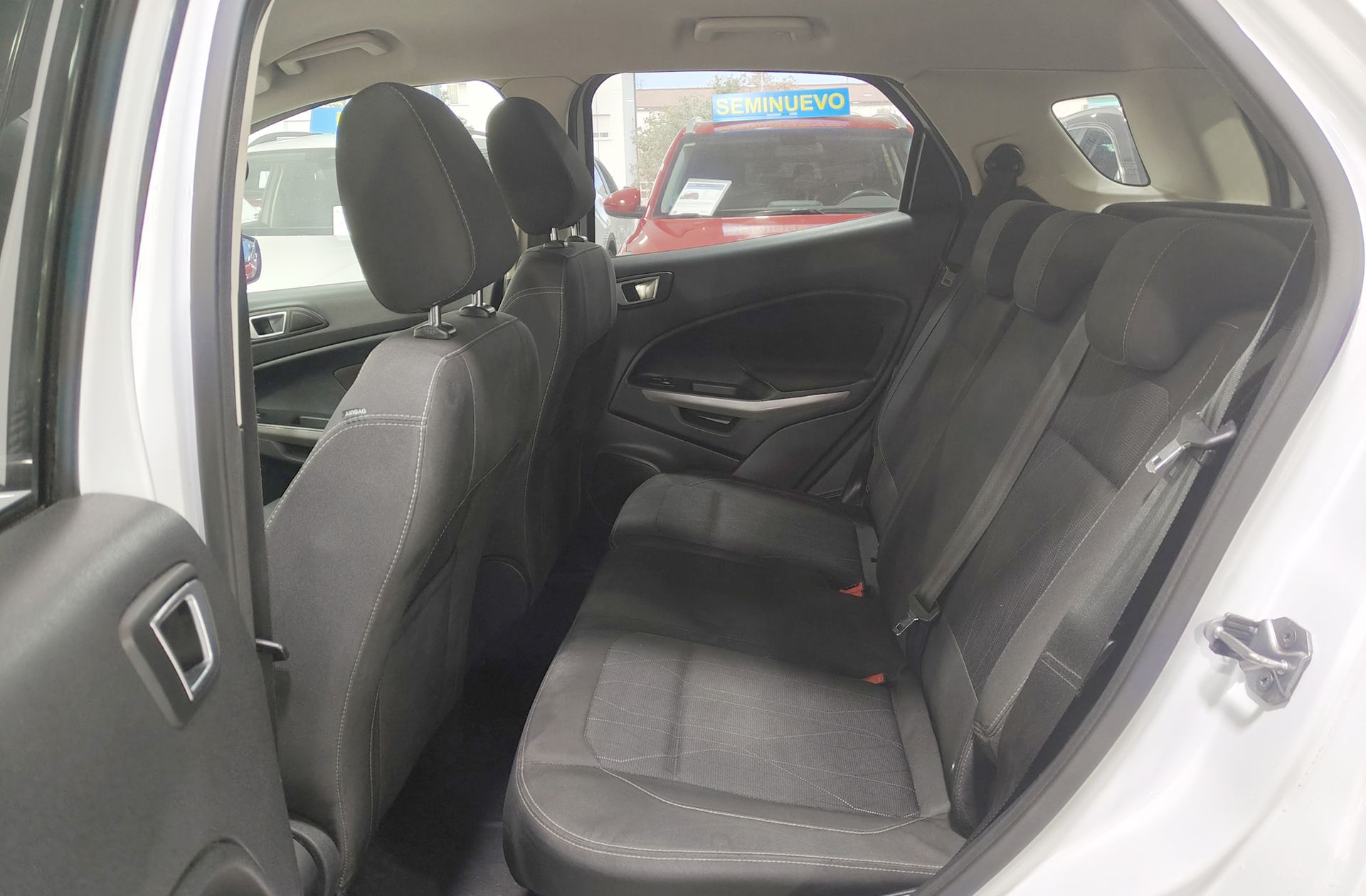 Ford EcoSport 1.5 TDCi Trend+ - foto 10