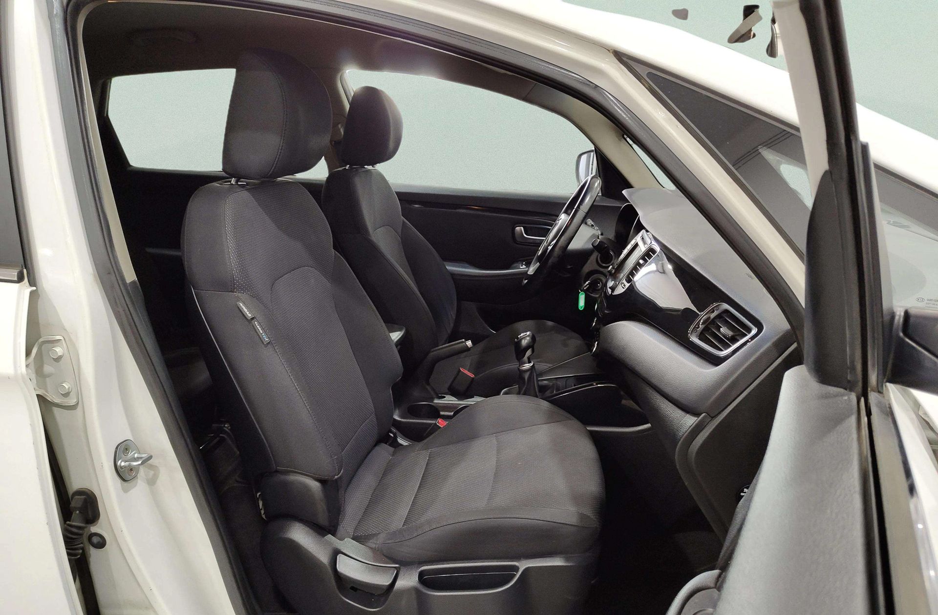 Kia Carens 1.7 CRDi VGT Drive Eco-Dynamics - foto 18