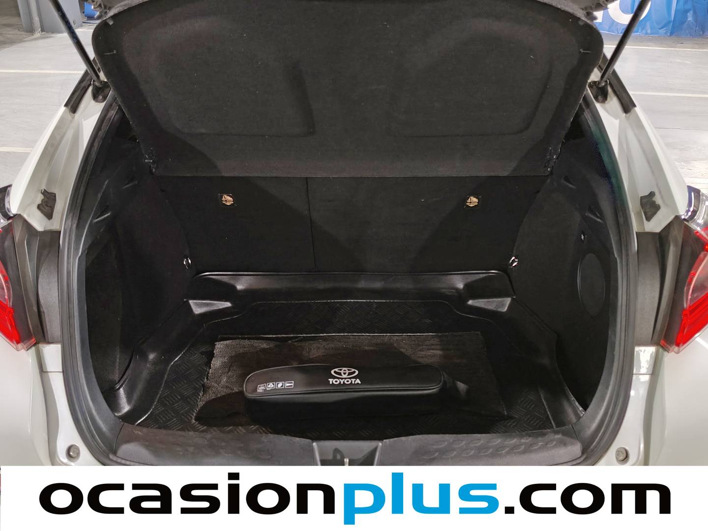 Toyota C-HR Toyota C-HR 1.8 125H Dynamic Plus (122 CV) de ocasión