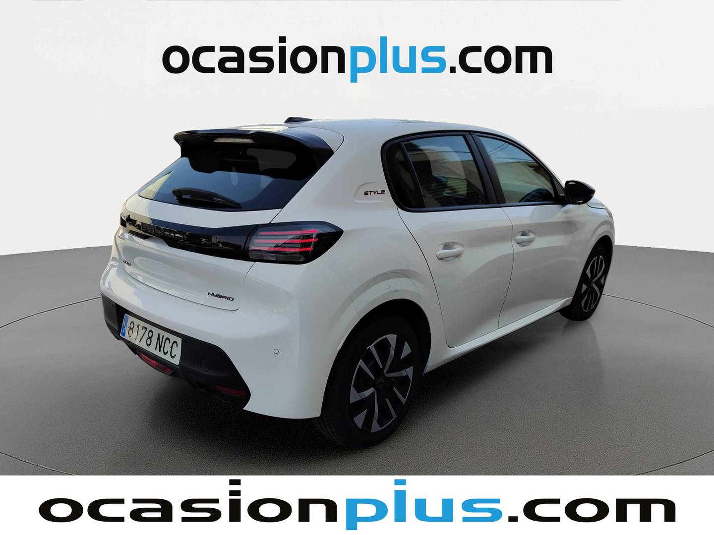 Foto trasera Peugeot 208 Peugeot 208 Style Hybrid 100 eDCS6 (100 CV) izquierda