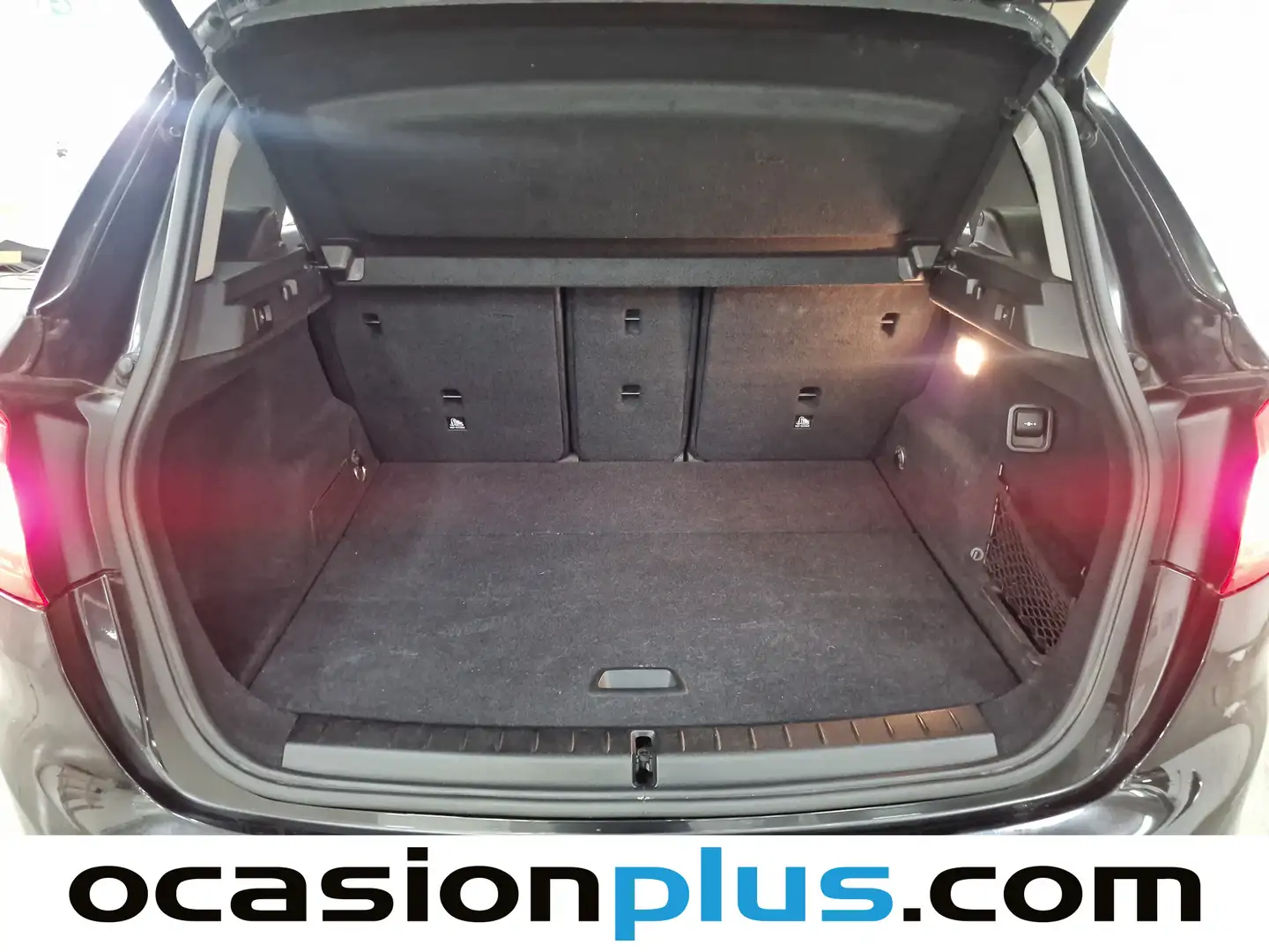 Foto BMW Serie 2 Active Tourer BMW Serie 2 218d Active Tourer Business (150 CV)