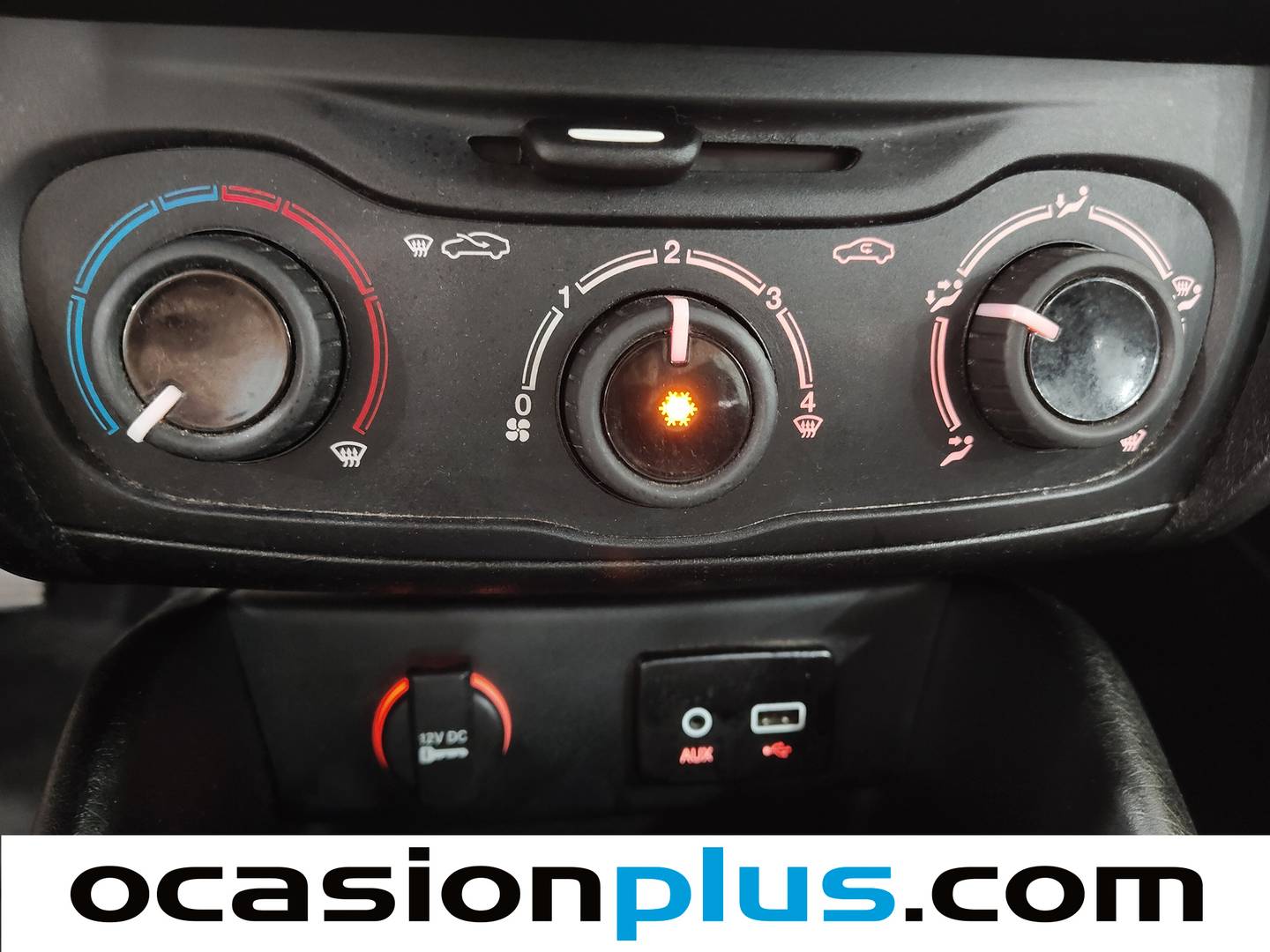 Equipamiento del Fiat Tipo Fiat Tipo Sedan Sedan 1.4 Easy (95 CV)
