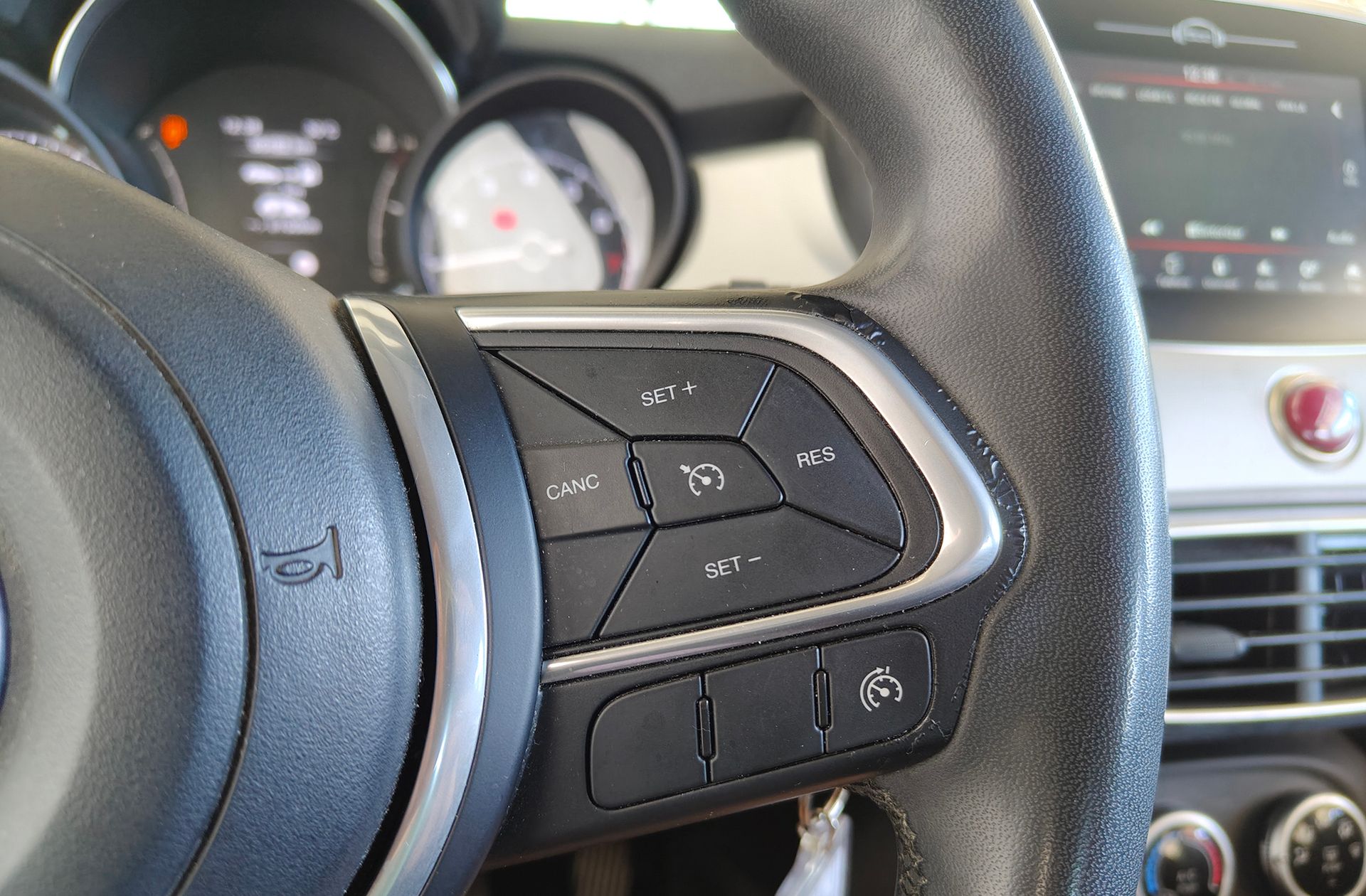 Fiat 500X 1.0 Firefly Connect - foto 24