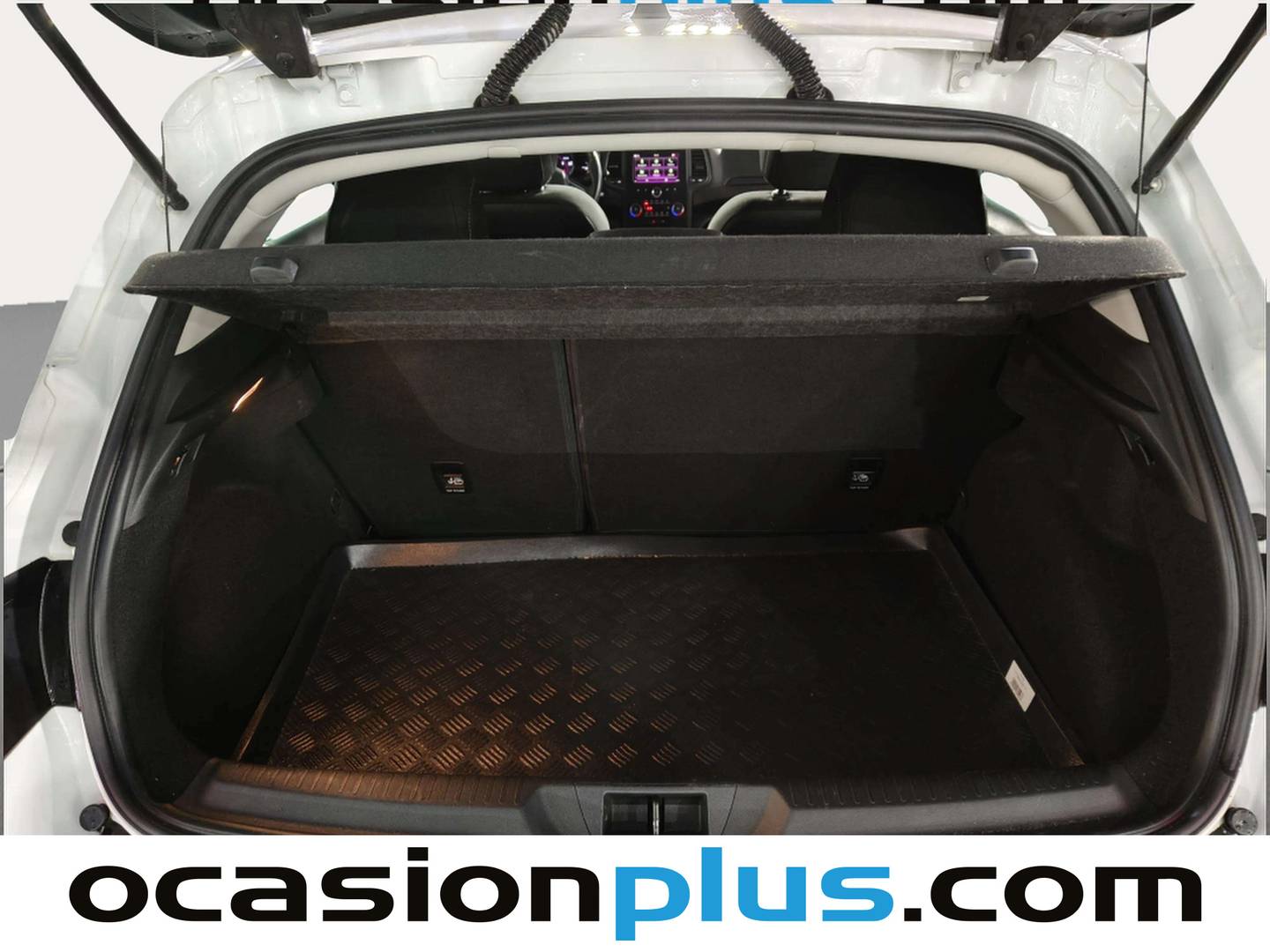 Renault Mégane Renault Megane Limited TCe (140 CV) GPF EDC 140cv