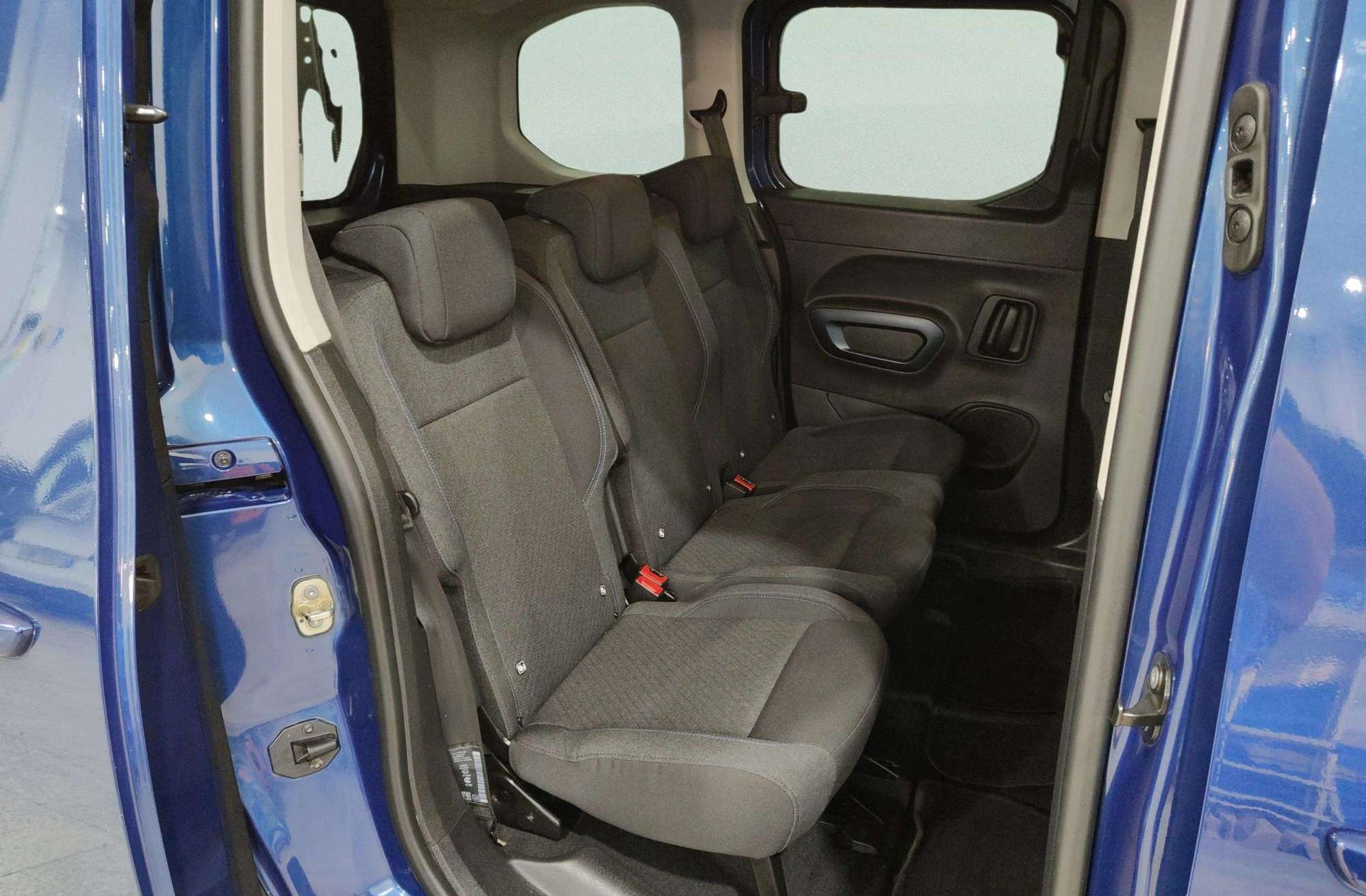 Peugeot Rifter PureTech Allure Standard - foto 14