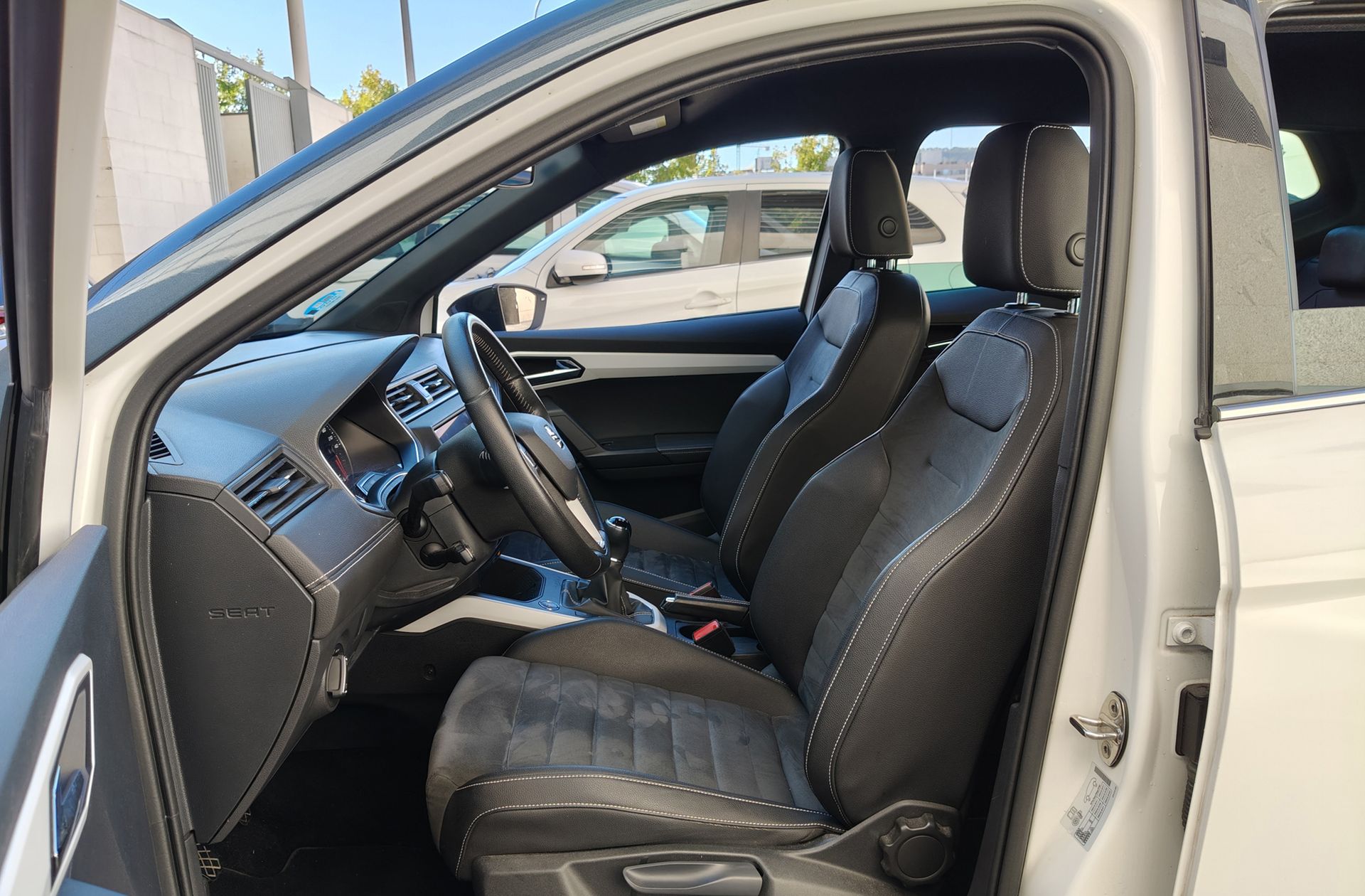 SEAT Arona 1.0 TGI Xcellence Edition - foto 11