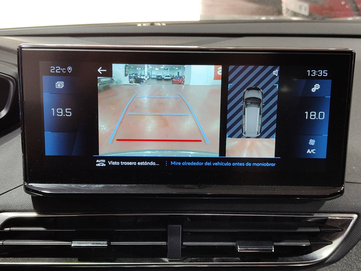 Acabados Peugeot 5008 Peugeot 5008 PureTech 130 S&S Allure Pack EAT8 (130 CV) 7 Plazas
