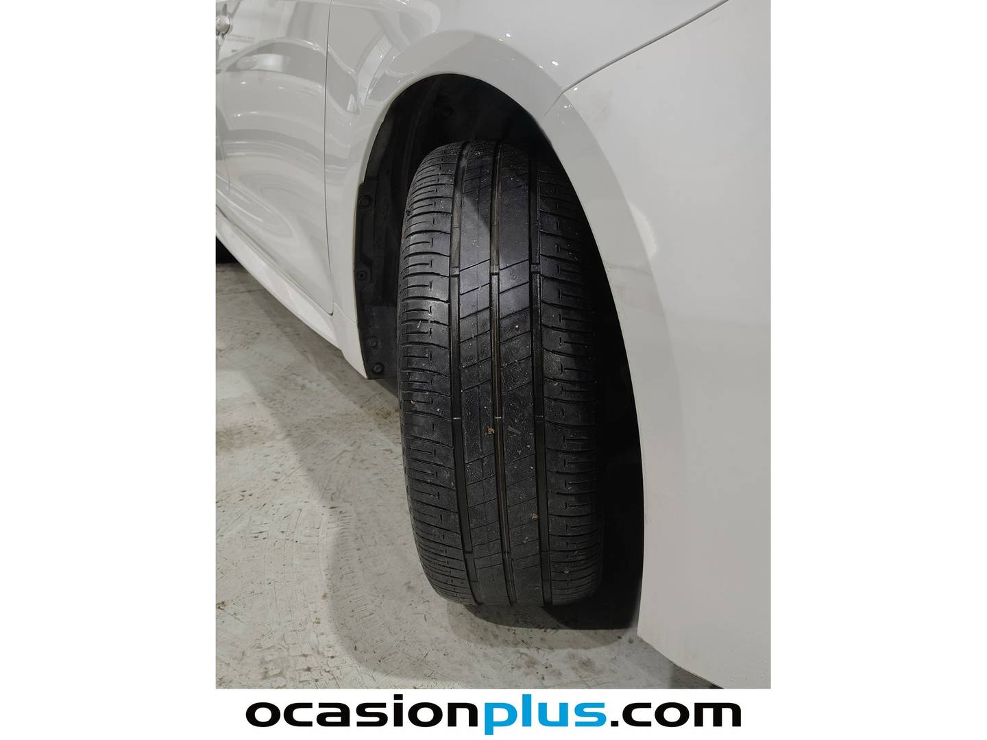 Foto Toyota Corolla Toyota Corolla 140H Active Plus (140 CV)