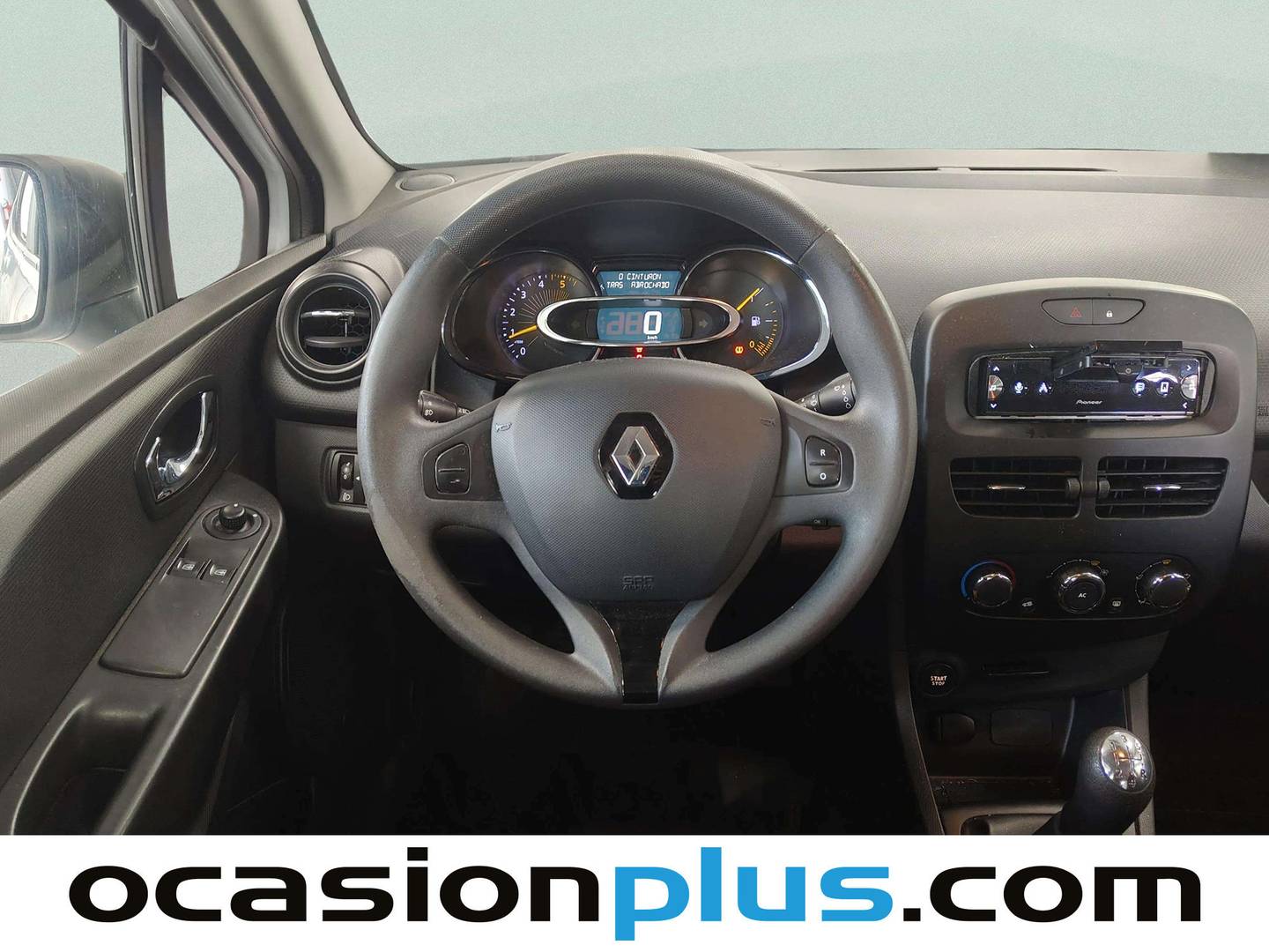 Renault Clio Renault Clio 1.2 16v Business (75 CV) manual