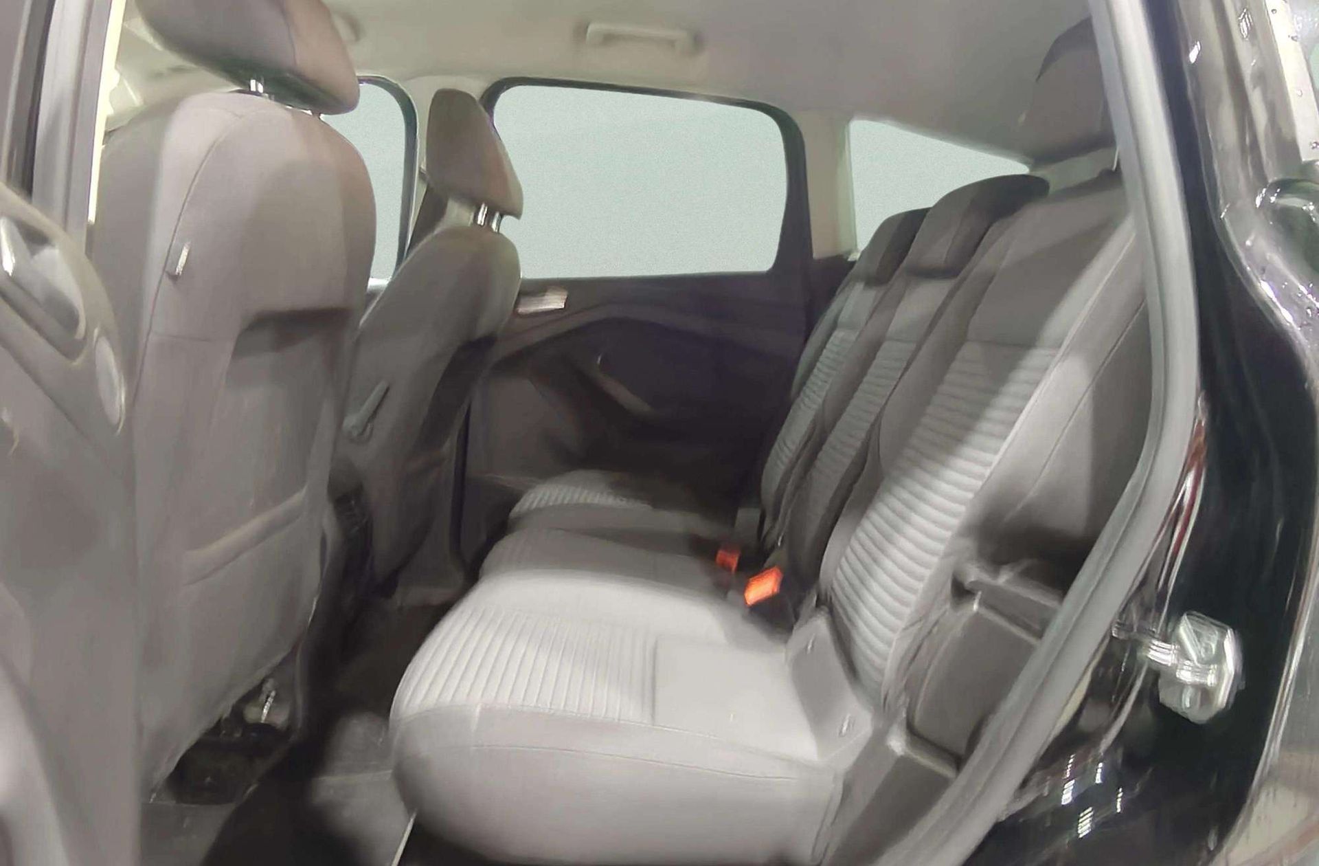 Ford C-Max 1.0 EcoBoost Titanium - foto 10