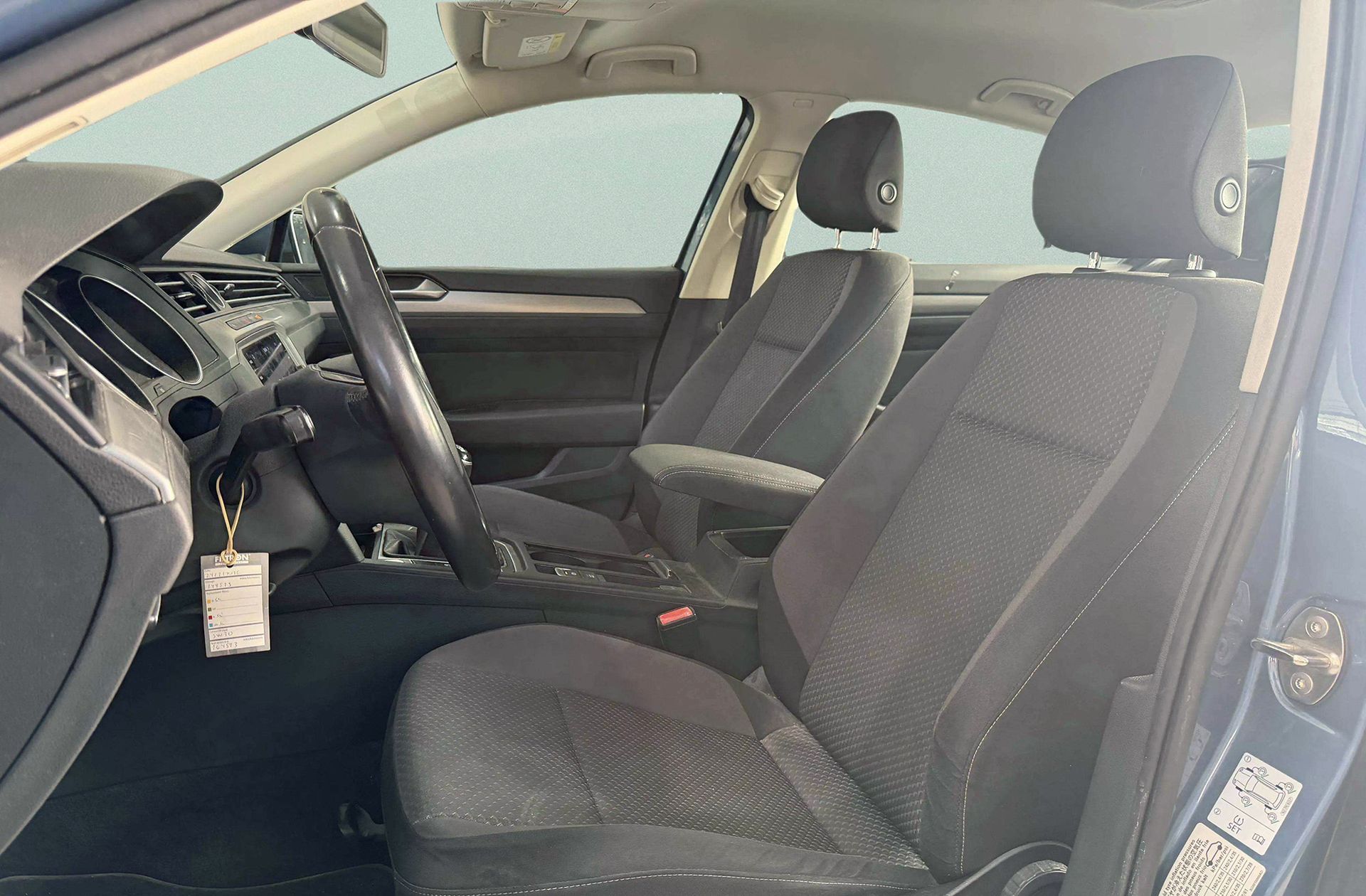 Volkswagen Passat Edition 1.6 TDI - foto 11