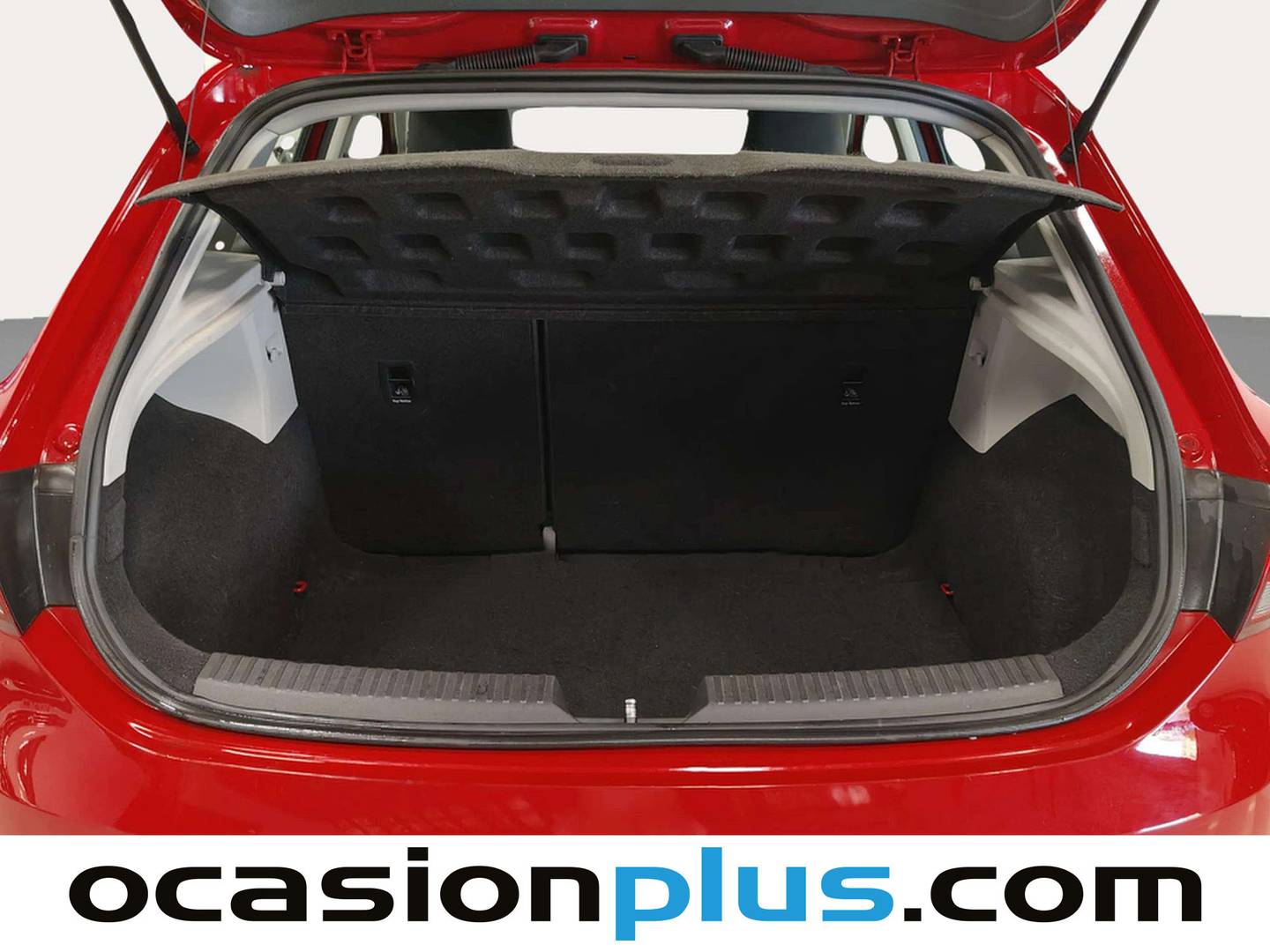 Fotos maletero Seat León SEAT León 1.2 TSI S&S Reference (105 CV)