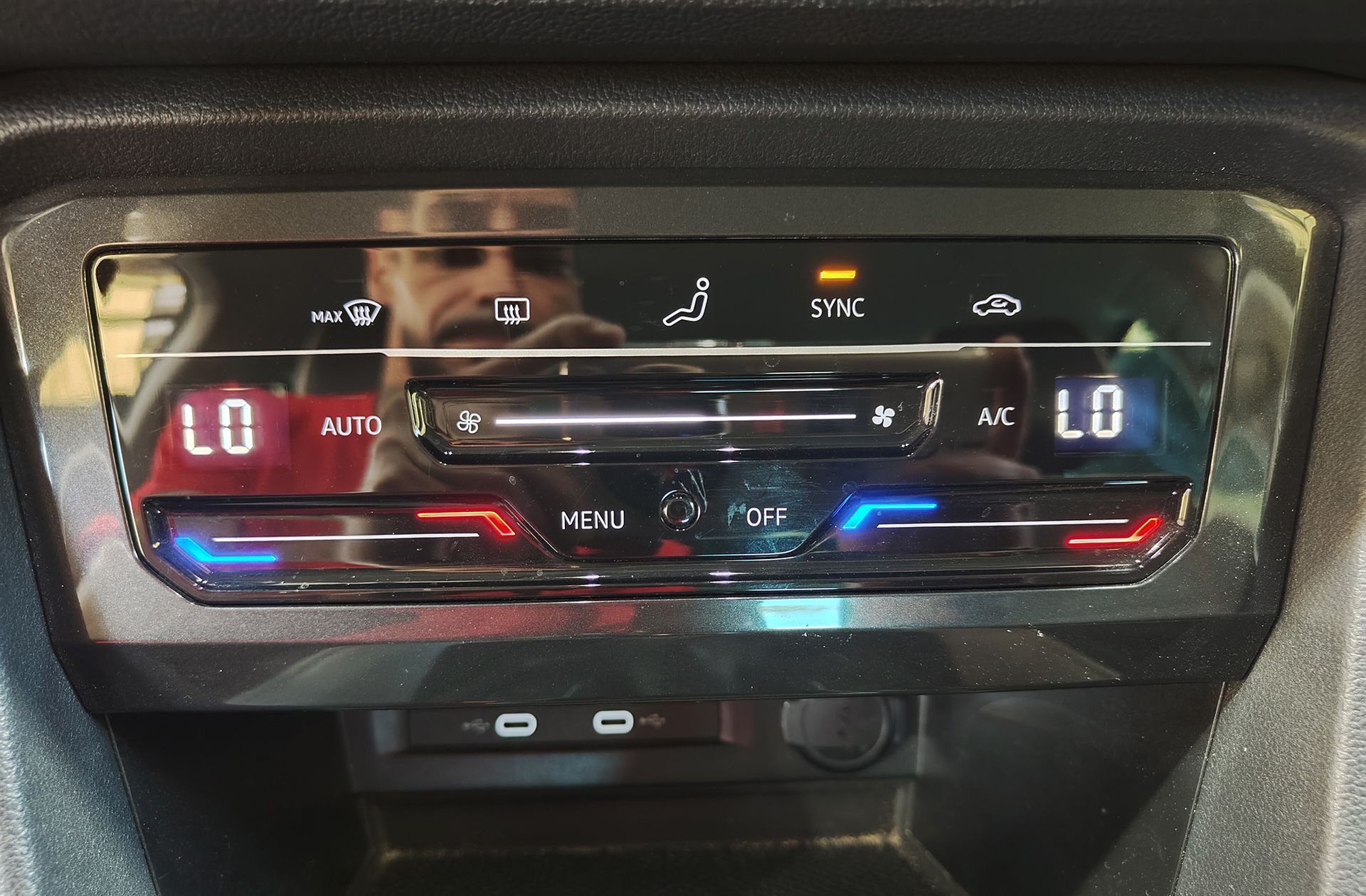 Volkswagen Tiguan Urban Sport 1.5 TSI - foto 27
