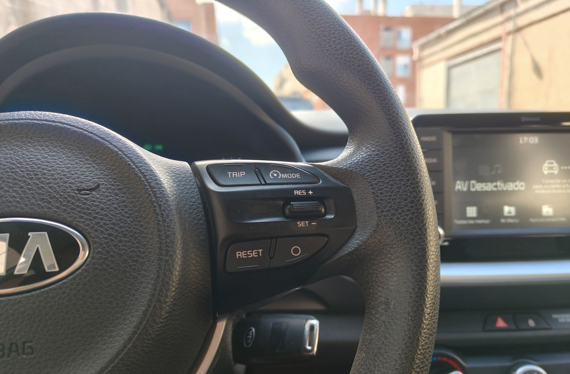 Kia Stonic 1.0 T-GDi Concept - foto 22