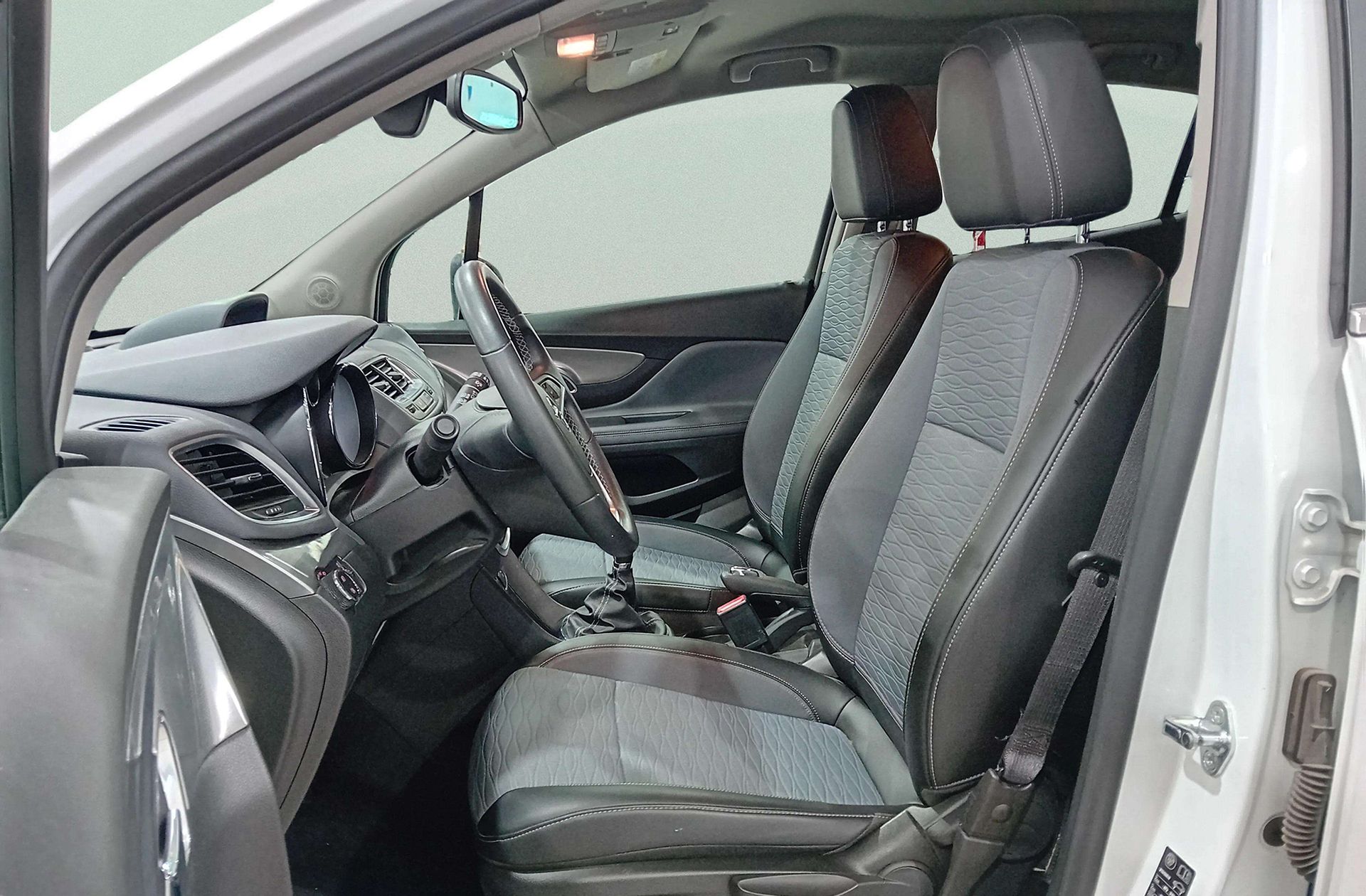 Opel Mokka 1.6 CDTI Excellence 4x2 - foto 9