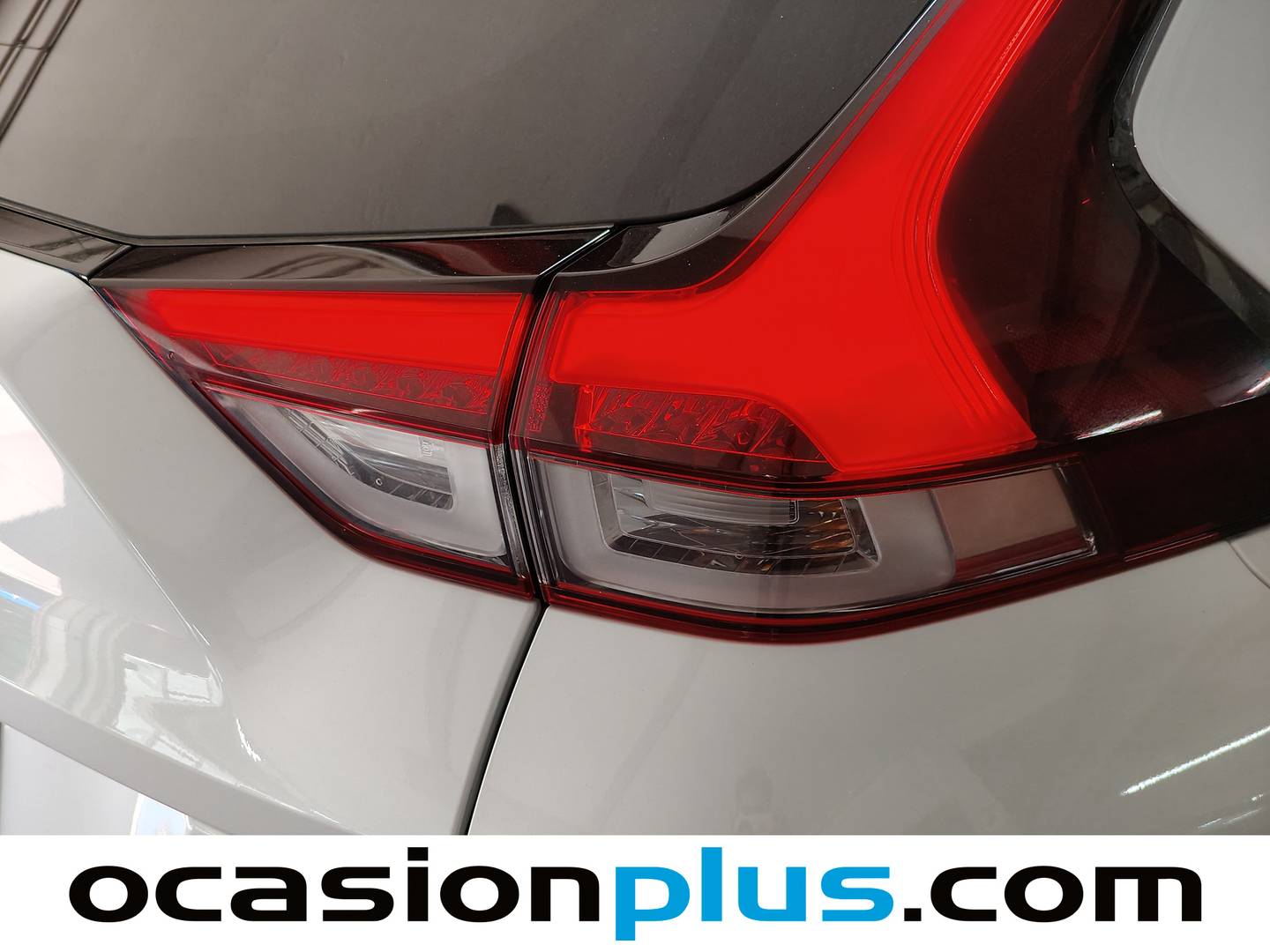 Accesorios del Mitsubishi Eclipse Cross Mitsubishi Eclipse Cross 2.4 PHEV Kaiteki 4WD Auto (188 CV)