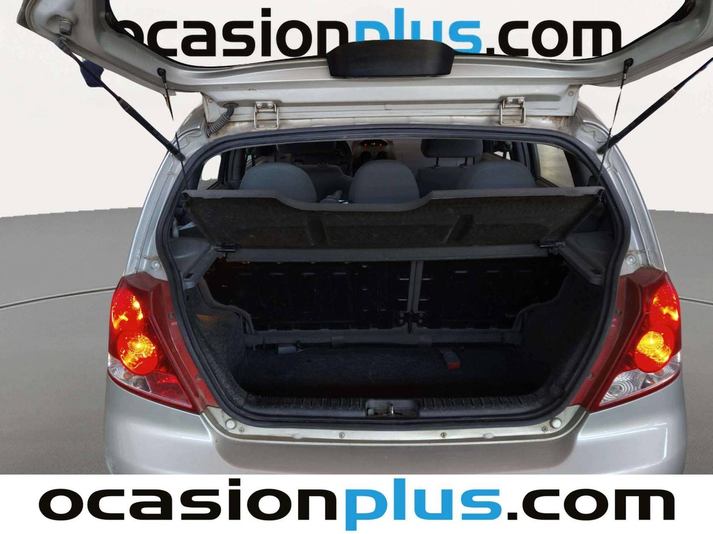 Fotos maletero Daewoo Kalos Daewoo Kalos 1.2 SE (72 CV)